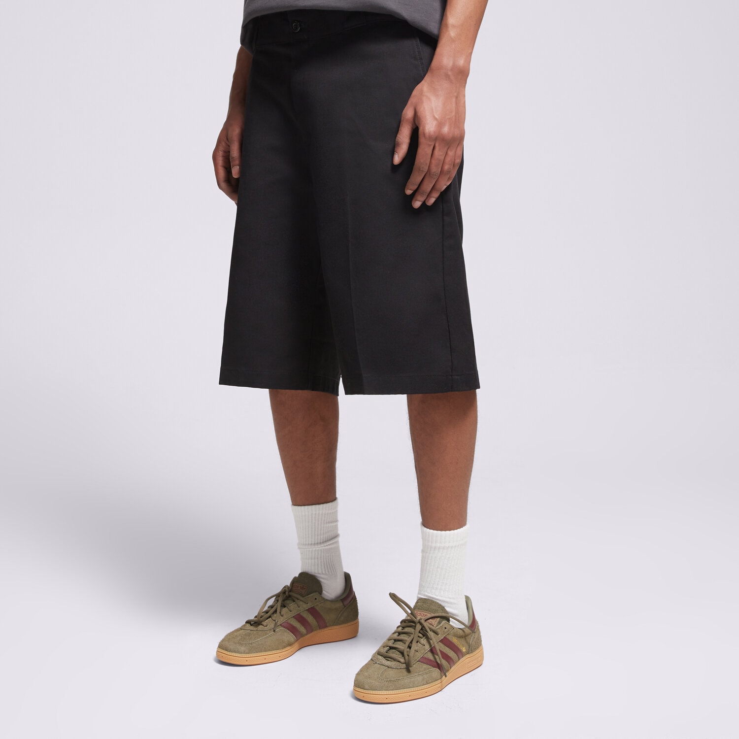 Krótkie spodenki, szorty męskie DICKIES SZORTY 247 SHORTS DK0A882NBLK1 CZARNY