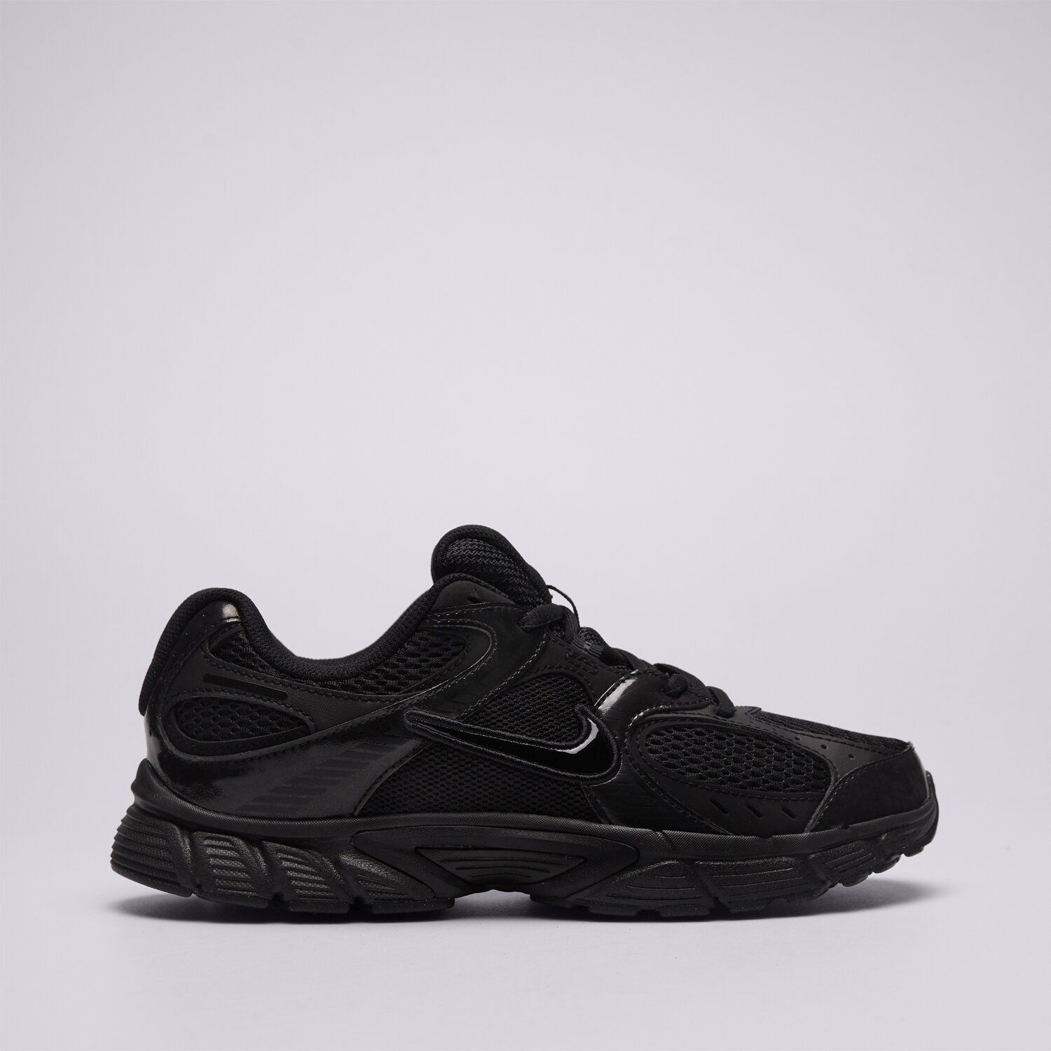 Buty sneakersy dla dzieci NIKE V5 RNR BG HQ6411-002 CZARNY