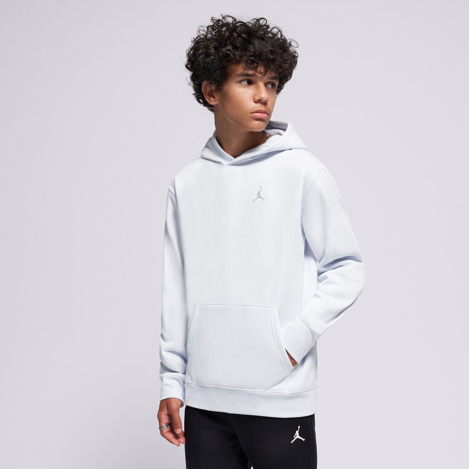 Sportowa bluza dziecięca JORDAN BLUZA Z KAPTUREM JDB MJ BROOKLYN FLC PO BOY 95D232-P23 SZARY