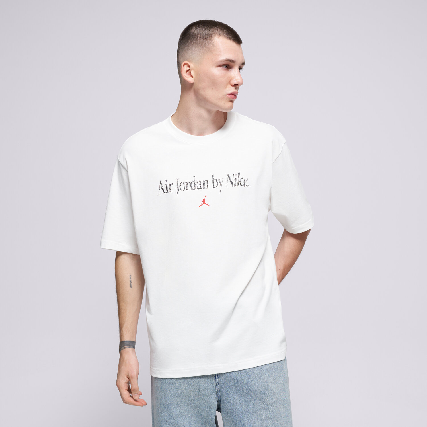 Koszulka, t-shirt sportowy męski JORDAN T-SHIRT M J BRK GX SNKR 85 SS CRW IX1576-100 BIAŁY