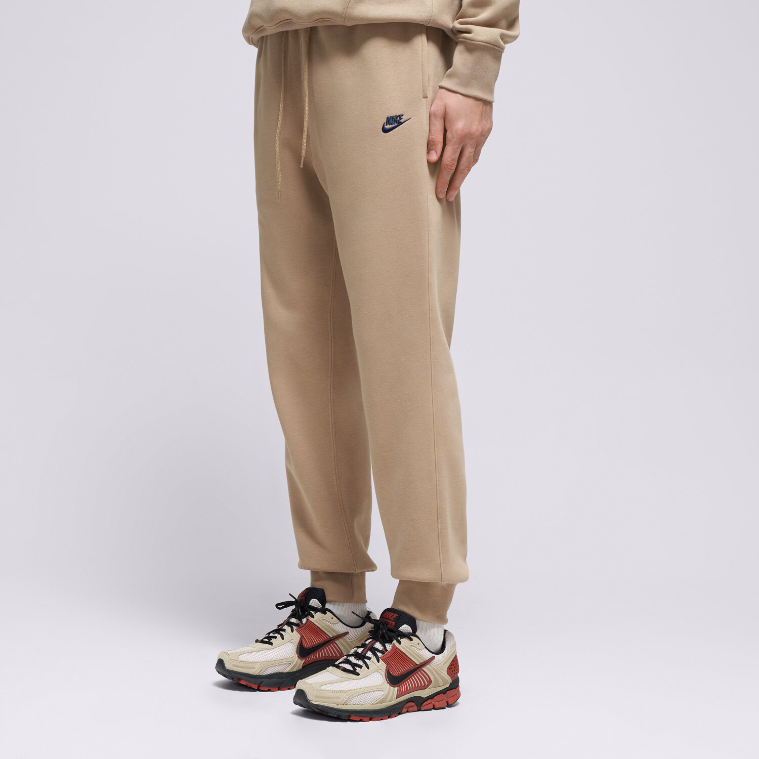 Spodnie sportowe męskie NIKE SPODNIE M NK CLUB BB JOGGER FN3787-298 BEŻOWY