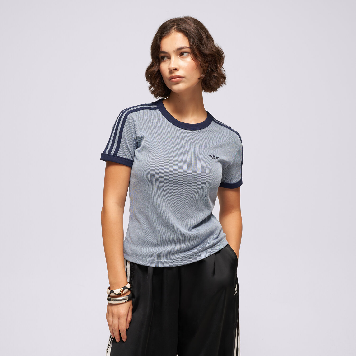 Koszulka, t-shirt damski ADIDAS T-SHIRT 3S CALI TEE KS6790 NIEBIESKI