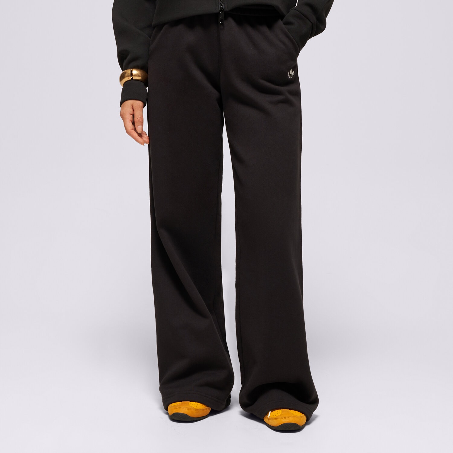Spodnie sportowe damskie ADIDAS SPODNIE ESS WL PANT FT KR9177 CZARNY