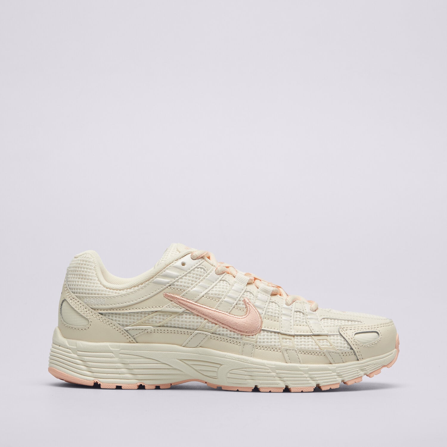 Buty sneakersy damskie W NIKE P-6000 2 IR1215-101 BEŻOWY