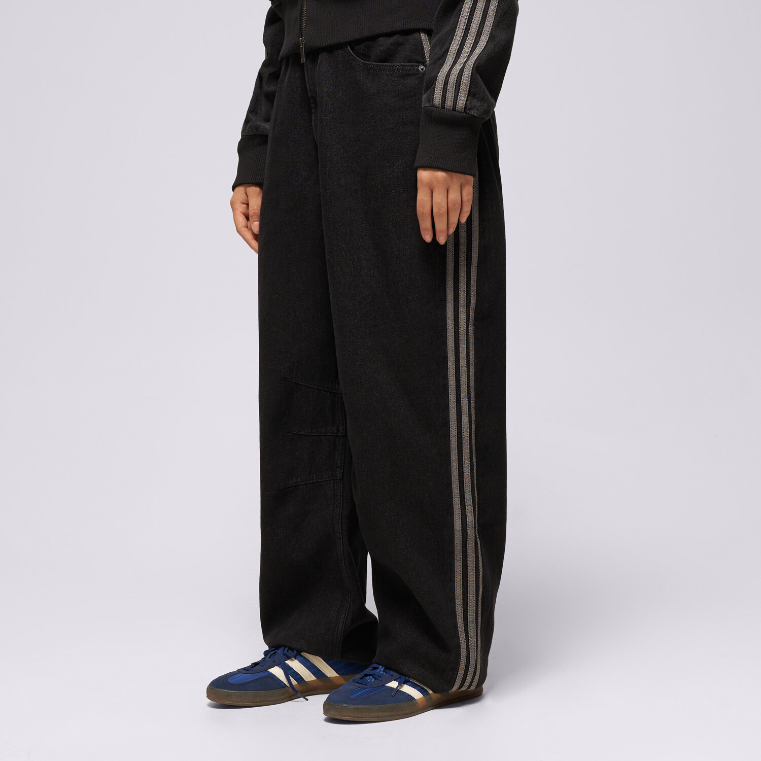 Spodnie sportowe damskie ADIDAS SPODNIE BARREL DENIM KQ6474 CZARNY