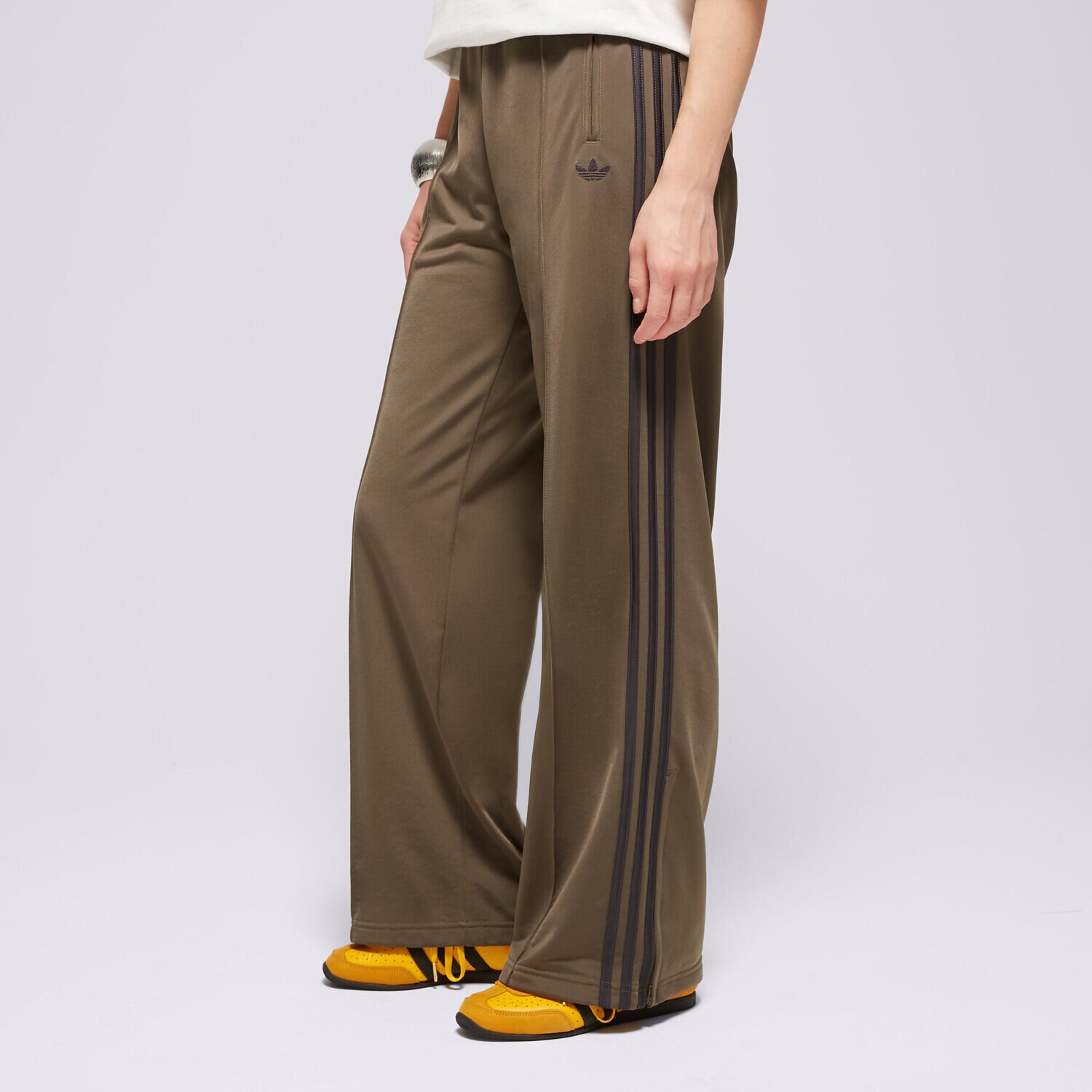 Spodnie sportowe damskie ADIDAS SPODNIE FB LOOSE TP KV2234 KHAKI