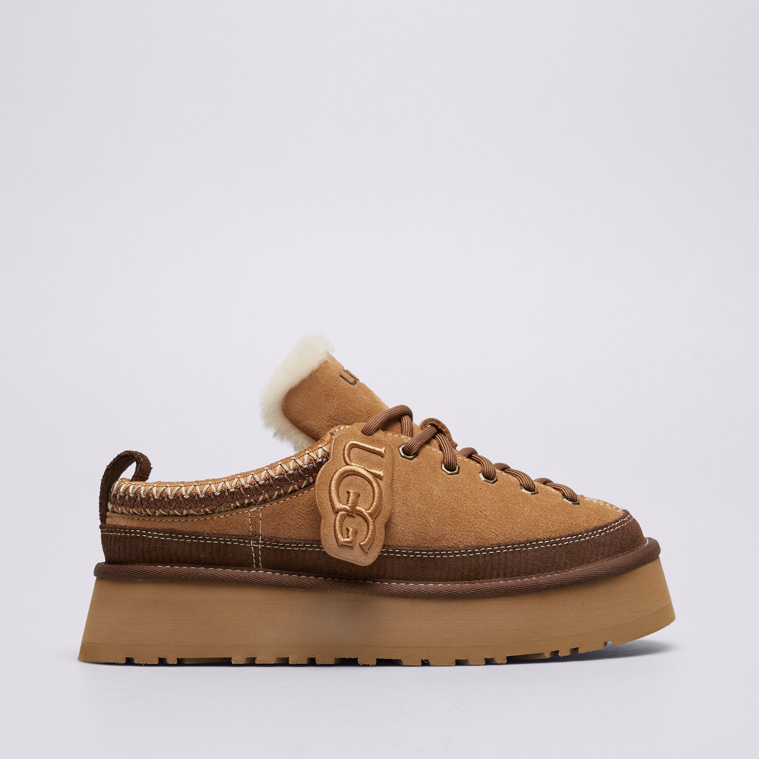 Klapki damskie UGG HERITAGE LACE-UP SLIPPER 1180361-CHE BRĄZOWY