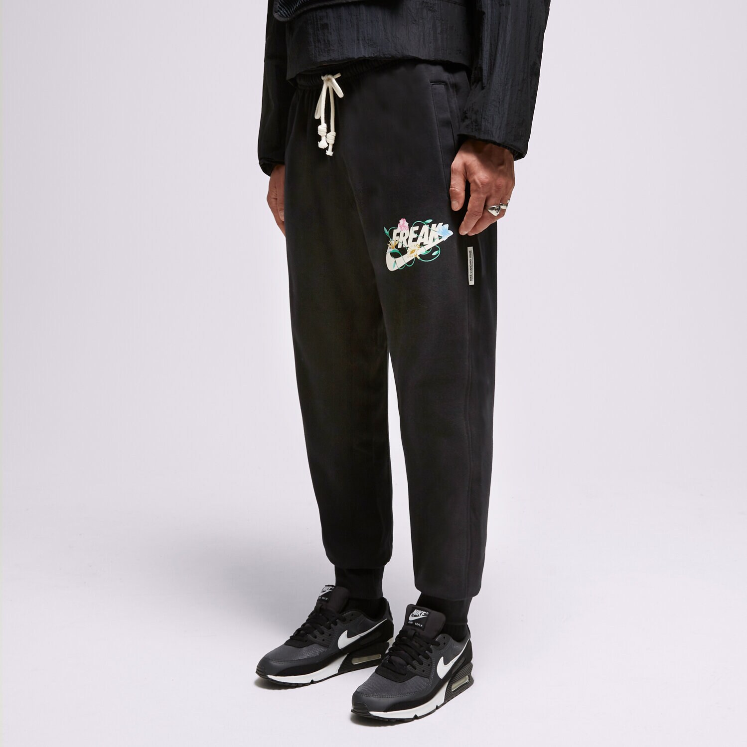 Spodnie sportowe męskie NIKE SPODNIE GA M NK DF STD ISS JGGR NBA FN7214-010 CZARNY