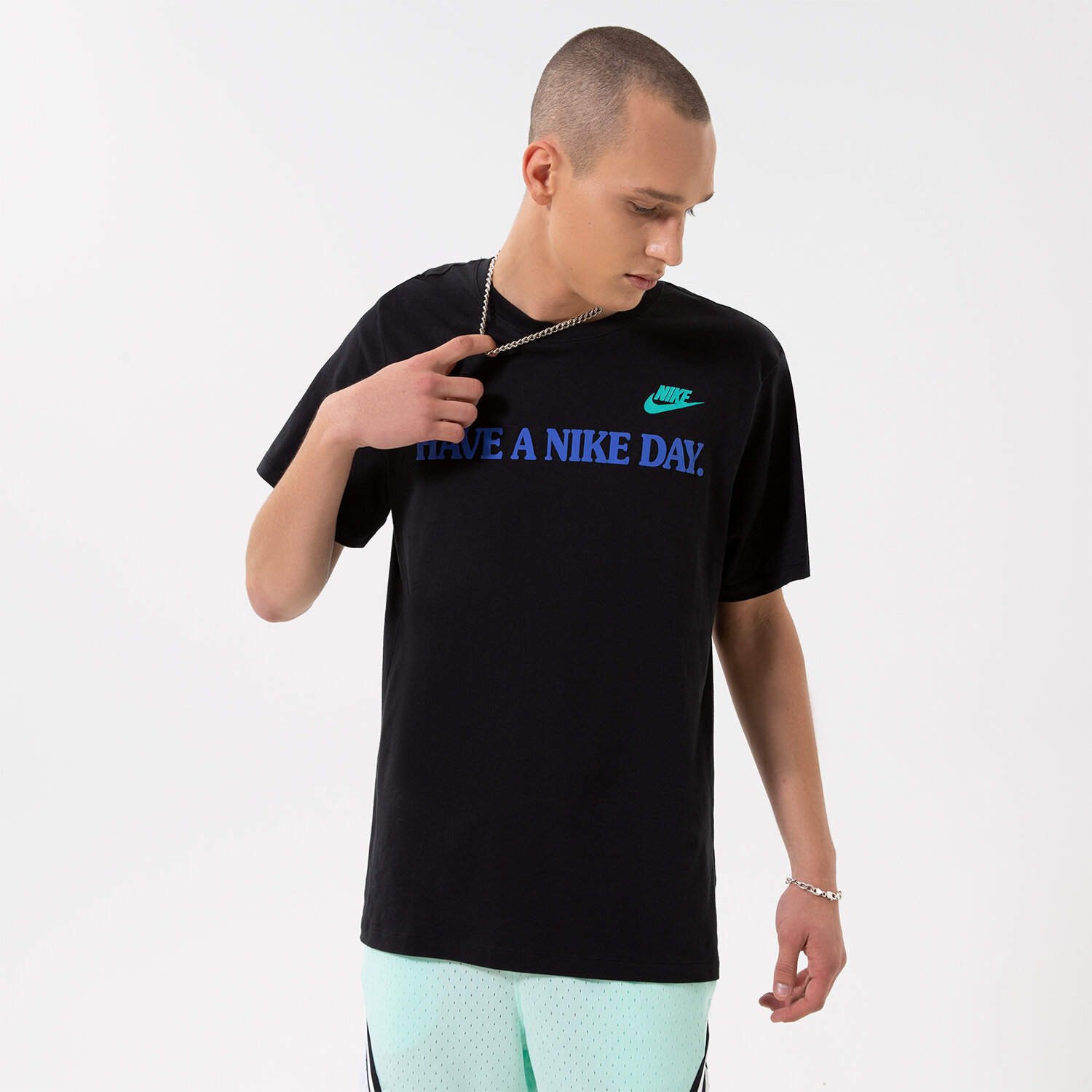 Koszulka, t-shirt sportowy męski NIKE T-SHIRT DM6397-010 CZARNY