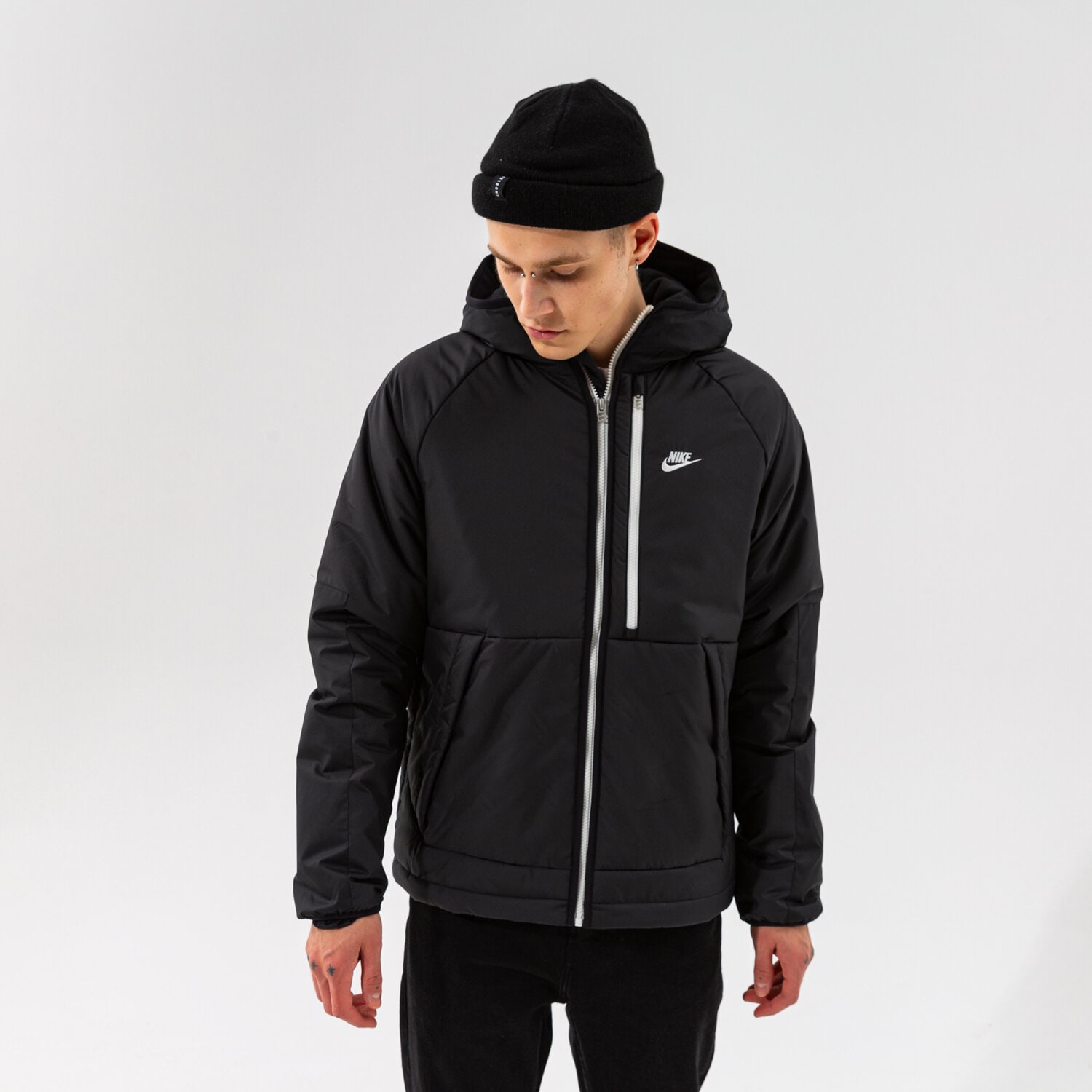 Kurtka zimowa męska NIKE KURTKA ZIMOWA LEGACY THERMA-FIT JACKET DD6857-010 CZARNY