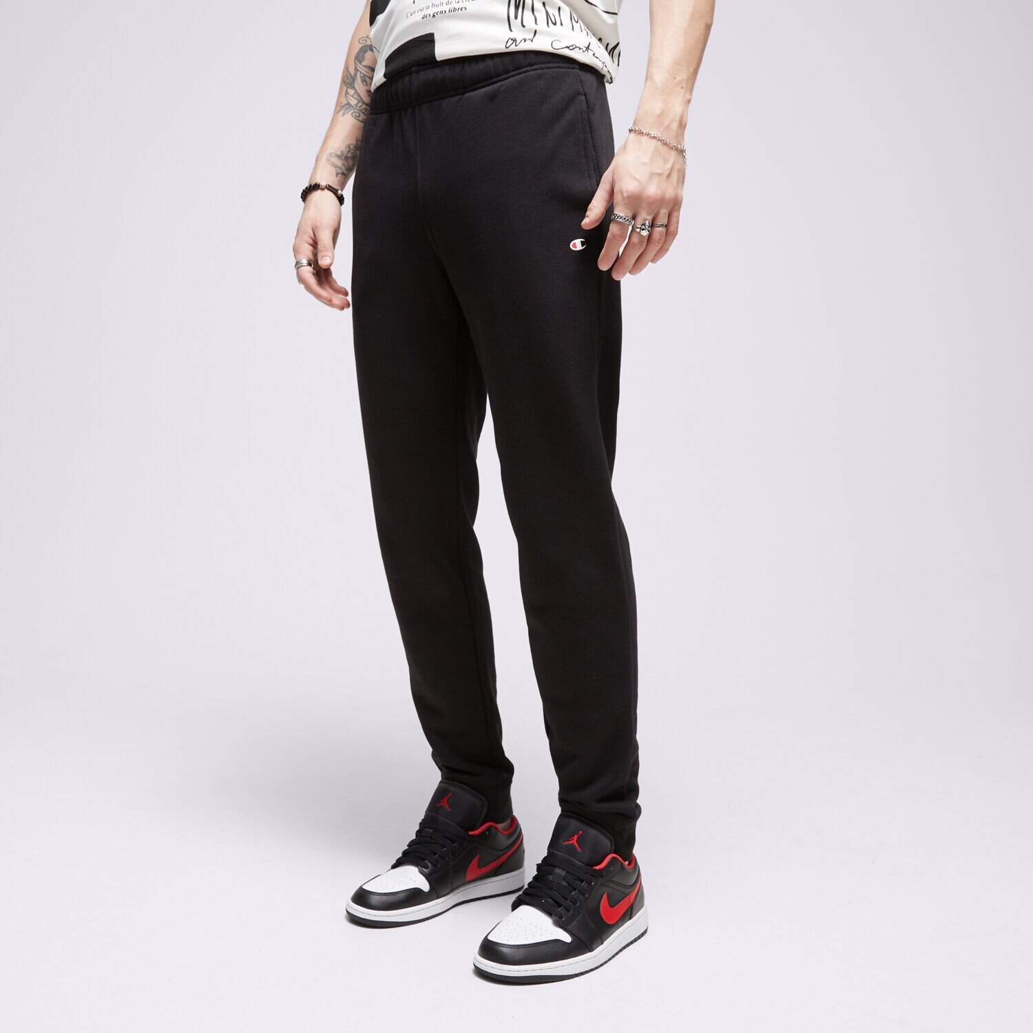 Spodnie sportowe męskie CHAMPION SPODNIE RIB CUFF PANTS 218704KK001 CZARNY