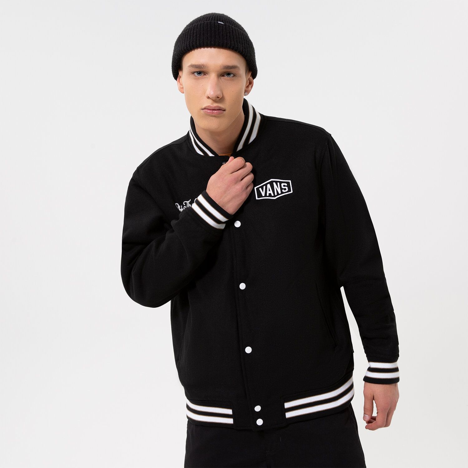 Kurtka wiosenna / jesienna męska VANS KURTKA CHECKERBOARD RESEARCH VARSITY JACKET VN0A7S92BLK1 CZARNY