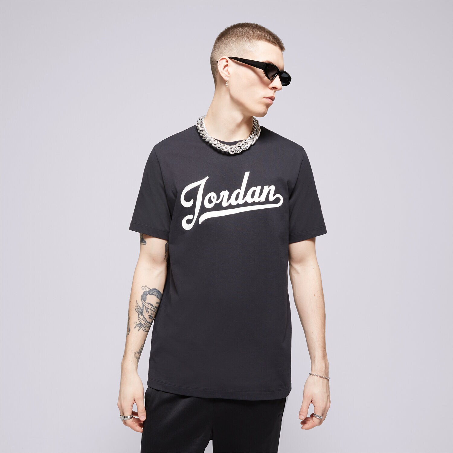 Koszulka, t-shirt sportowy męski JORDAN T-SHIRT M J FLT MVP WM SS CREW FN5958-010 CZARNY