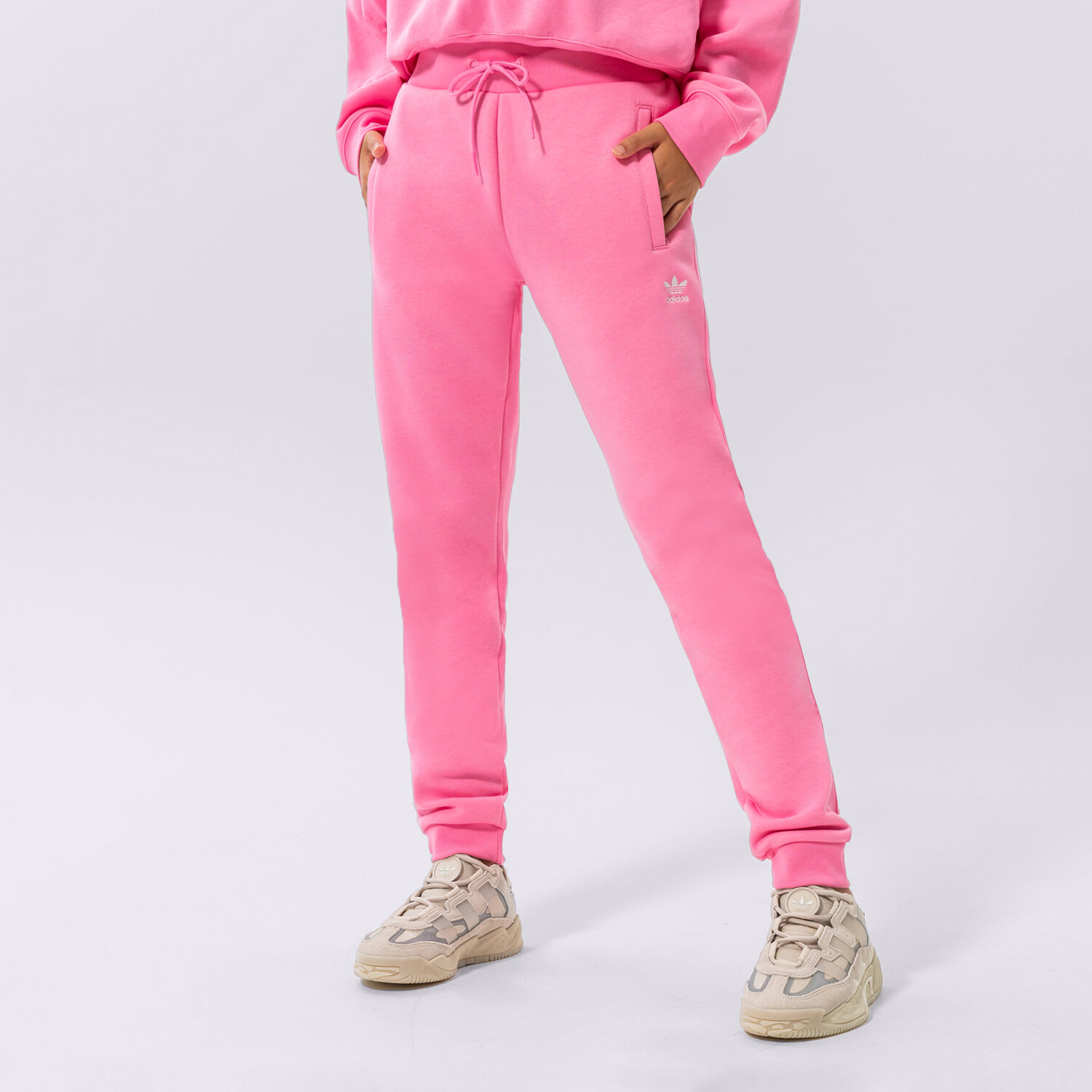 Spodnie sportowe damskie ADIDAS SPODNIE TRACK PANT HJ7848 RÓŻOWY