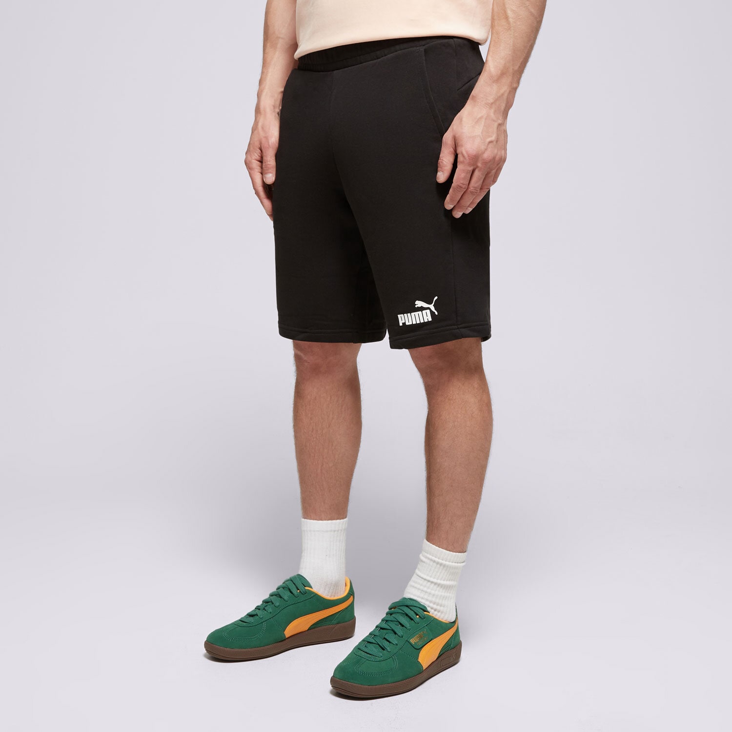 Krótkie spodenki, szorty męskie PUMA SZORTY ESS 10" 586709 01 CZARNY