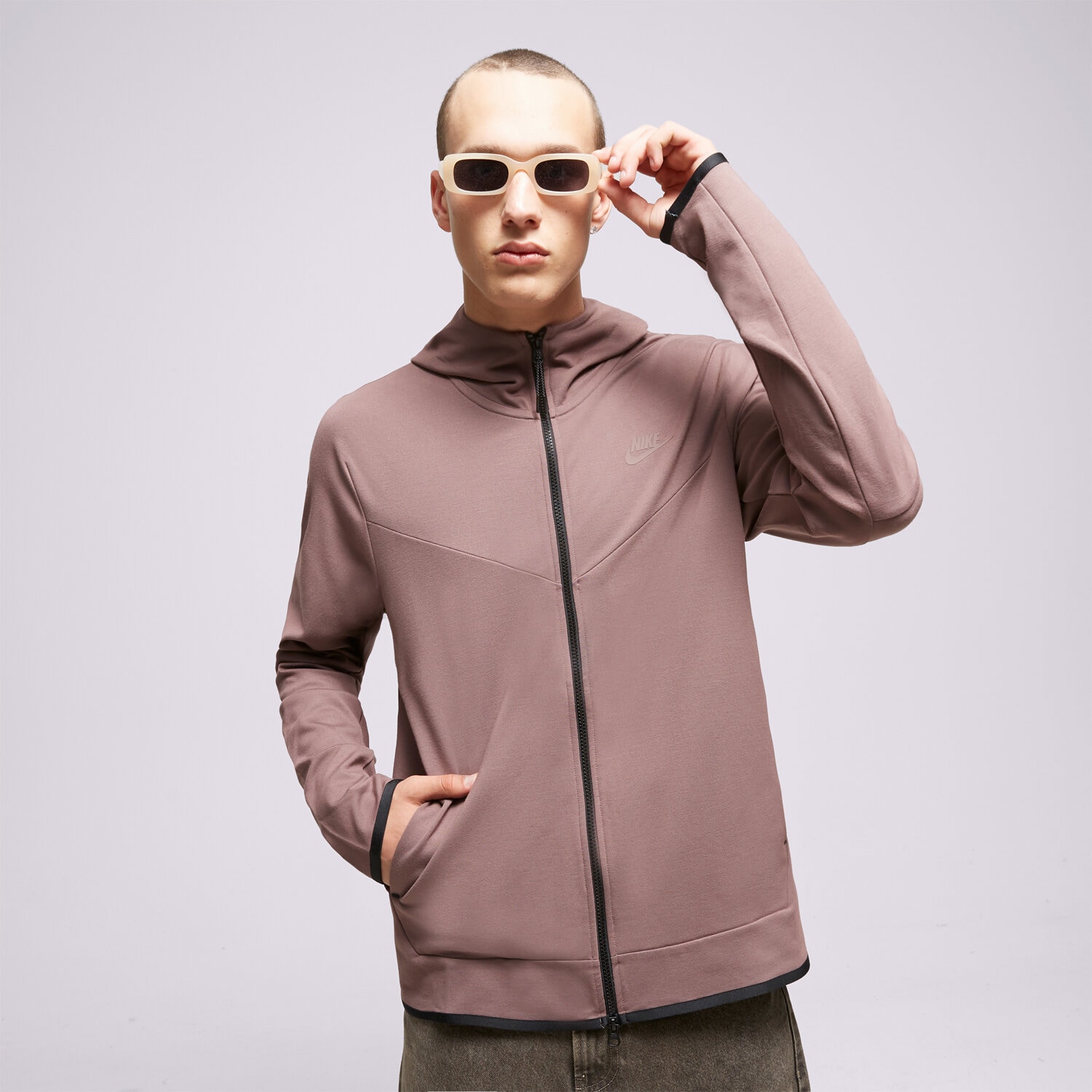 Bluza męska NIKE BLUZA Z KAPTUREM M NK TECH FZ LGHTWHT DX0822-291 BRĄZOWY