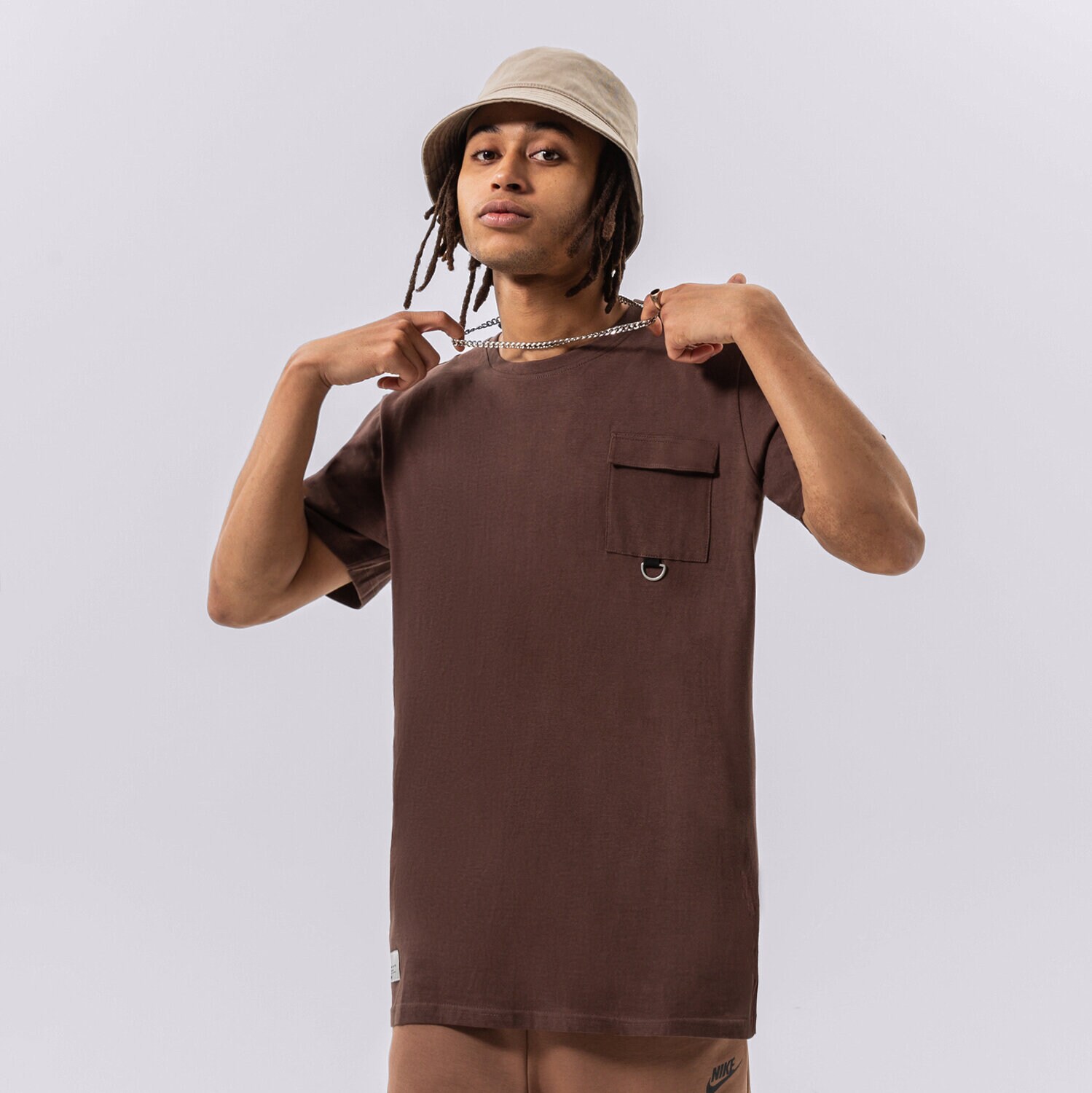 Koszulka, t-shirt sportowy męski CONFRONT T-SHIRT CONFRONT ESSENTIAL T-SHIRT CF322TSM71001 BRĄZOWY