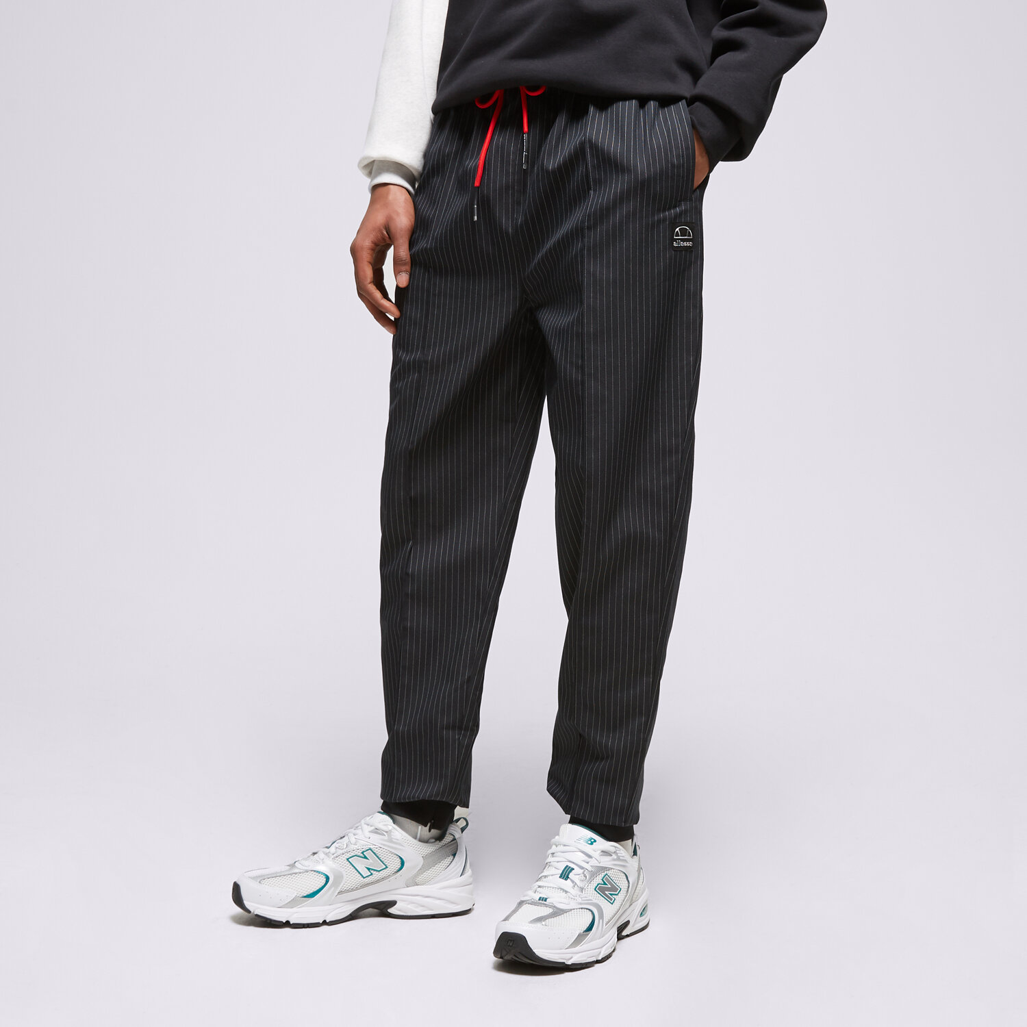 Spodnie sportowe męskie ELLESSE SPODNIE CLIFFORD TRACK PANT BLK SHP15887011 CZARNY