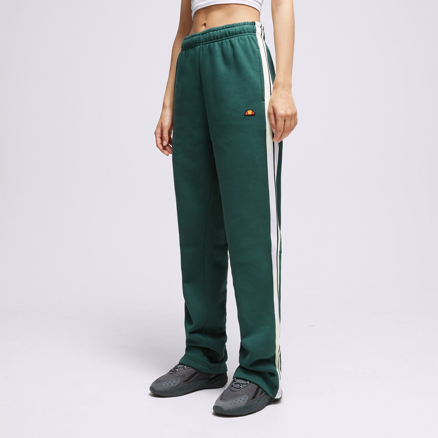 Spodnie sportowe damskie ELLESSE SPODNIE RADICE JOG PANT DGREEN SGT19156502 ZIELONY