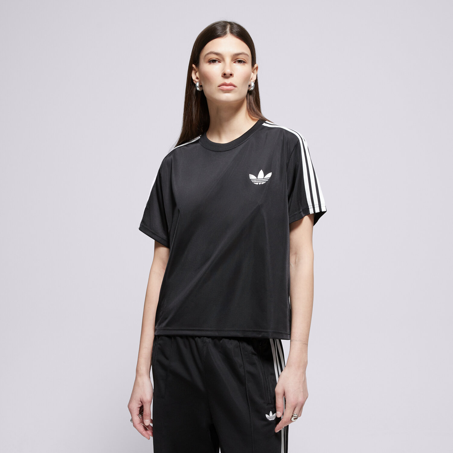 Koszulka, t-shirt damski ADIDAS T-SHIRT FB TEE KD5574 CZARNY