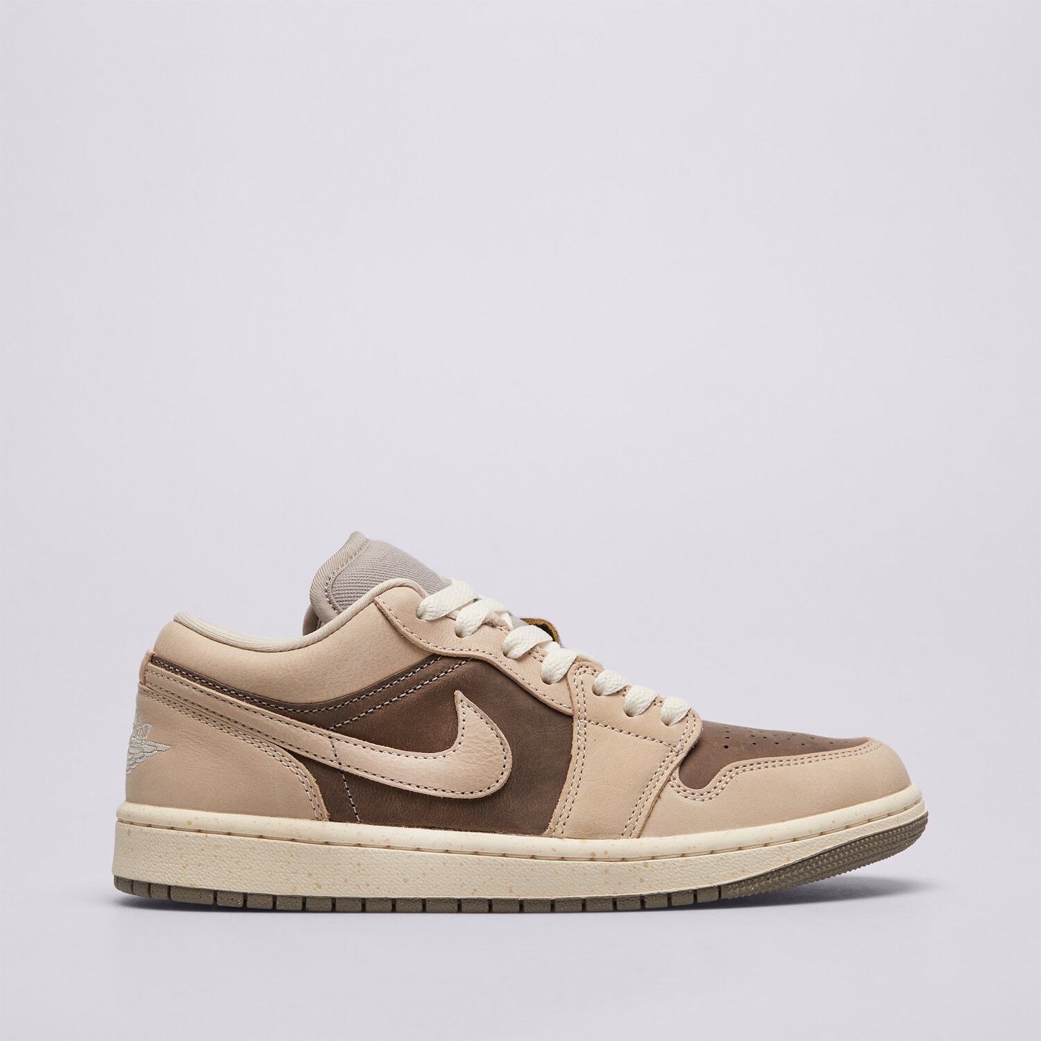 Buty sneakersy damskie WMNS AIR JORDAN 1 LOW SE V2 IB7011-001 BRĄZOWY