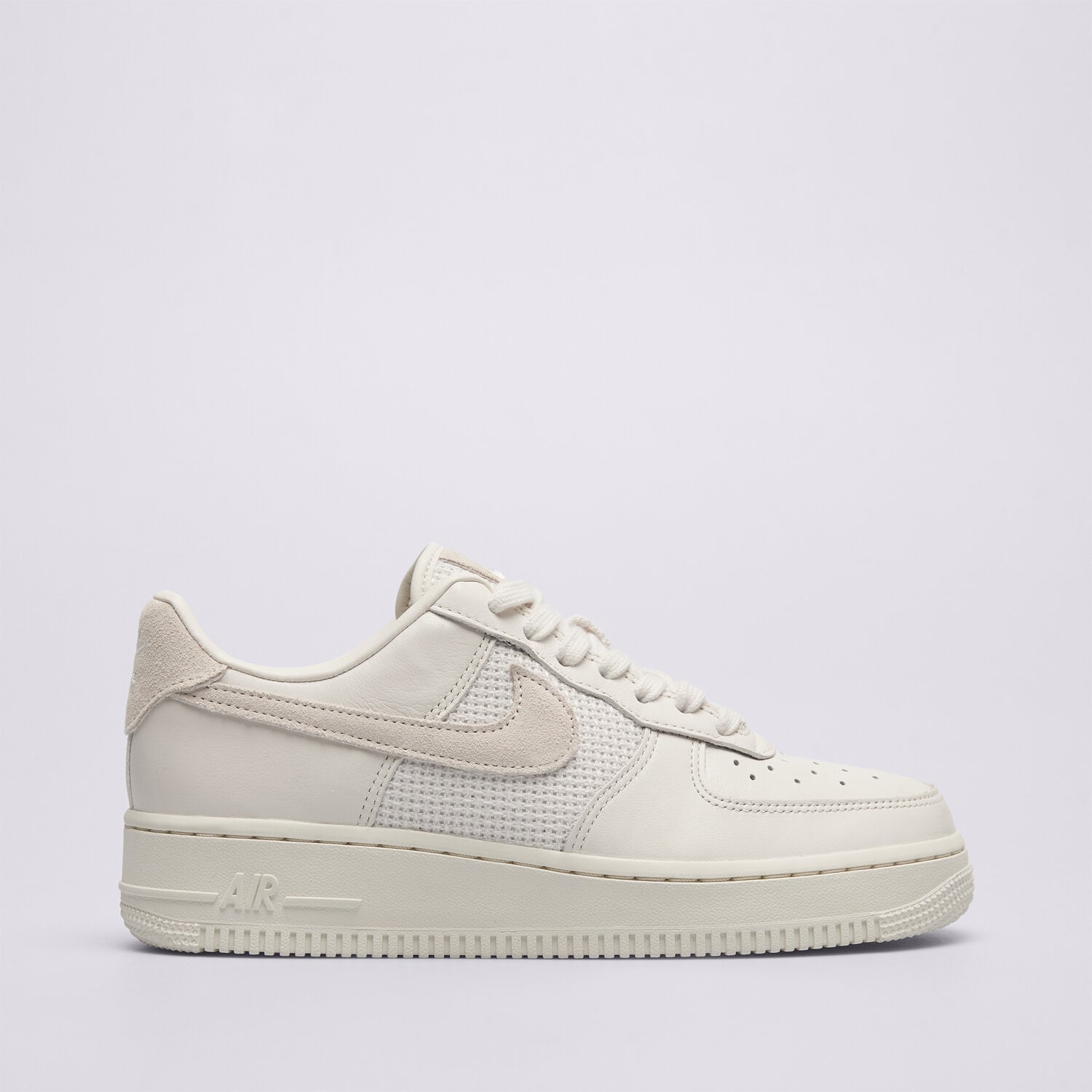 Buty sneakersy damskie NIKE WMNS AIR FORCE 1 '07 SIB IQ0275-030 BEŻOWY