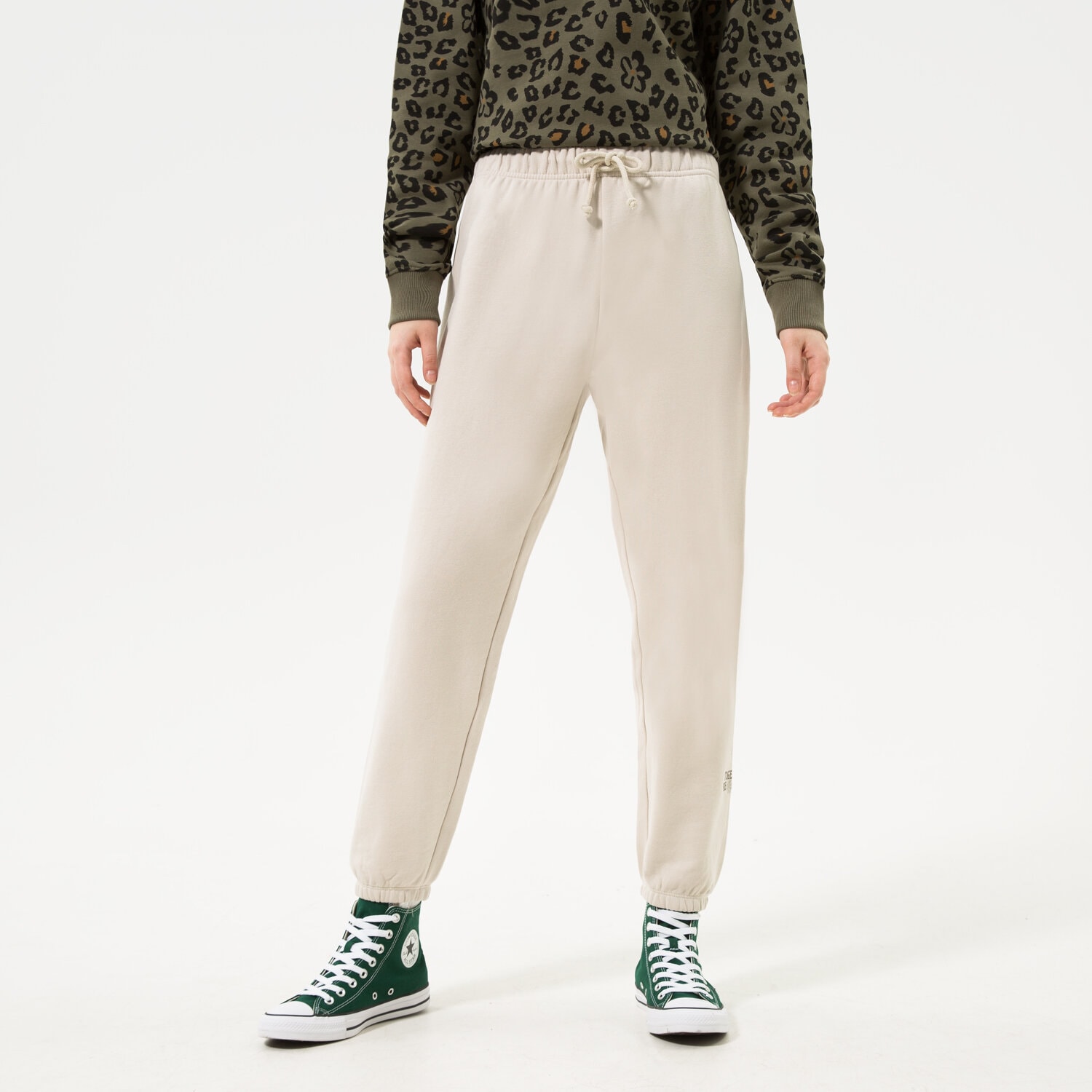 Spodnie sportowe damskie VANS SPODNIE EARTH PEACE VANS SWEATPANT OATMEAL VN00036X2N11 BEŻOWY