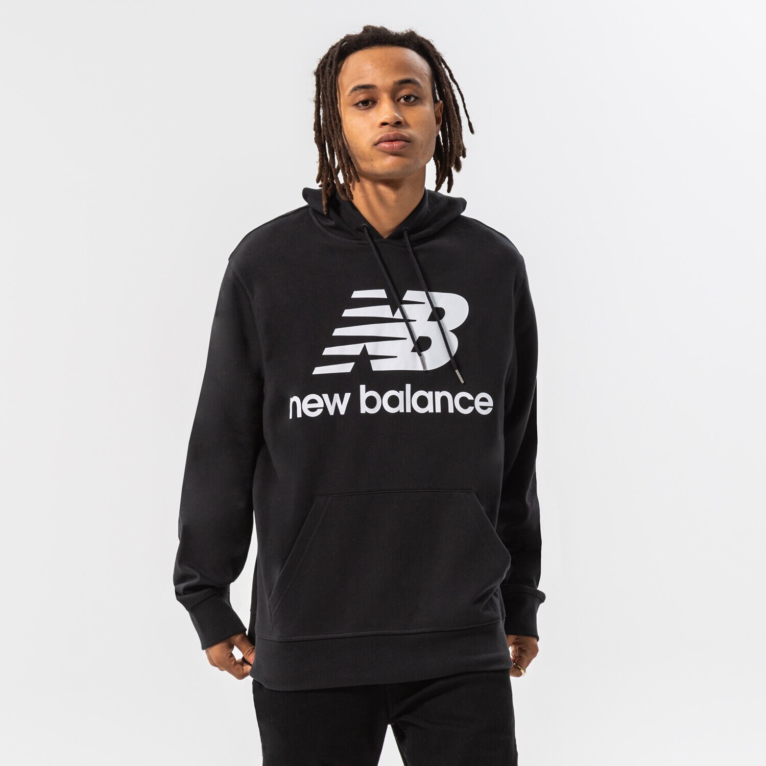 Bluza męska NEW BALANCE BLUZA Z KAPTUREM CORE OVERHEAD HOODIE MT03558BK CZARNY