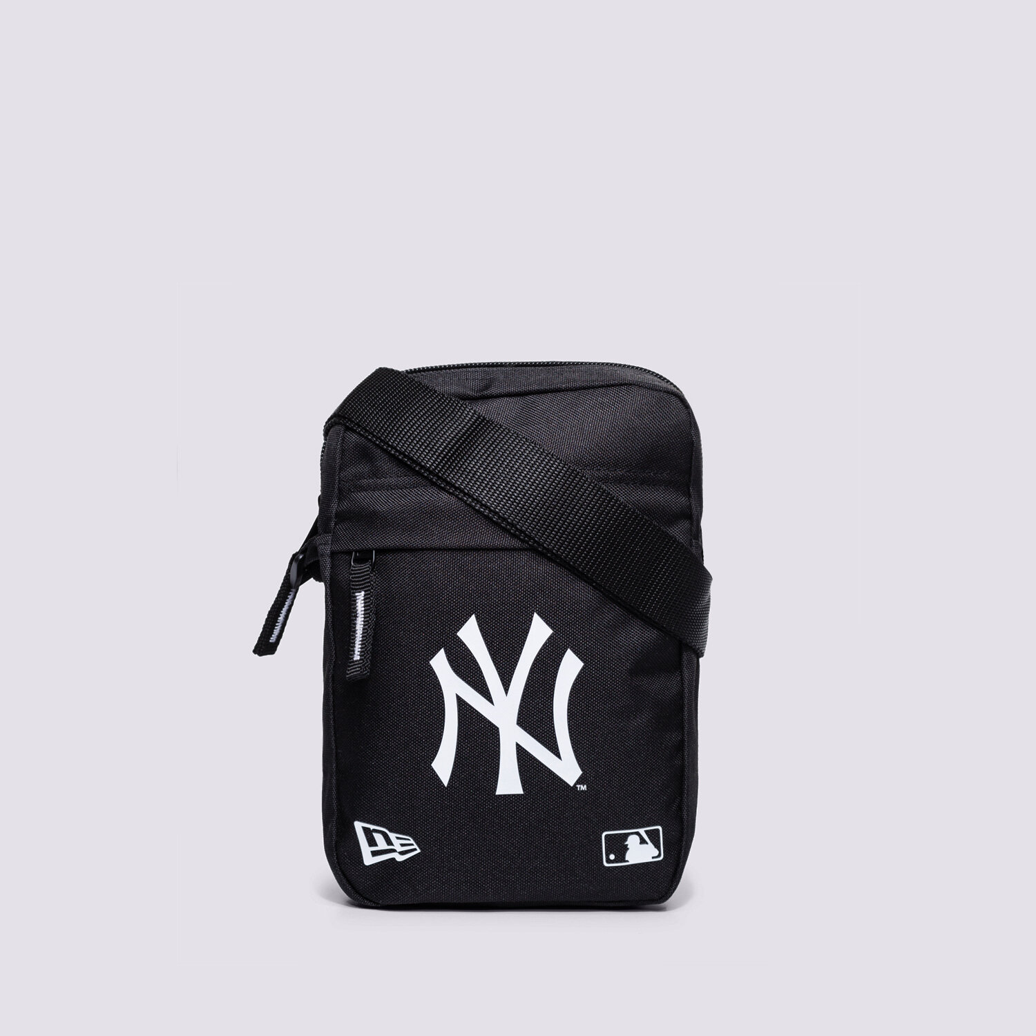 Torba sportowa damska na ramię NEW ERA TOREBKA MLB SIDE BAG NYY BLK BLKWHI NEW YORK YANKEES 11942030 CZARNY
