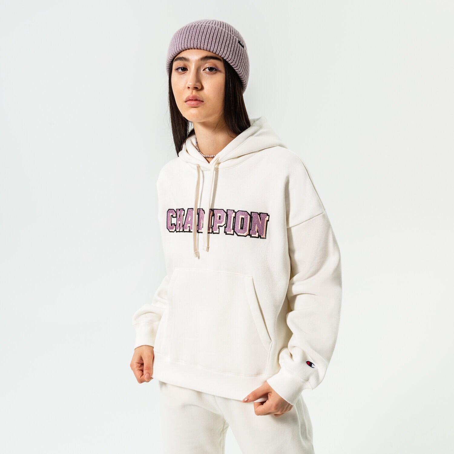 Bluza damska CHAMPION BLUZA Z KAPTUREM HOODED SWEATSHIRT 115370YS084 BIAŁY