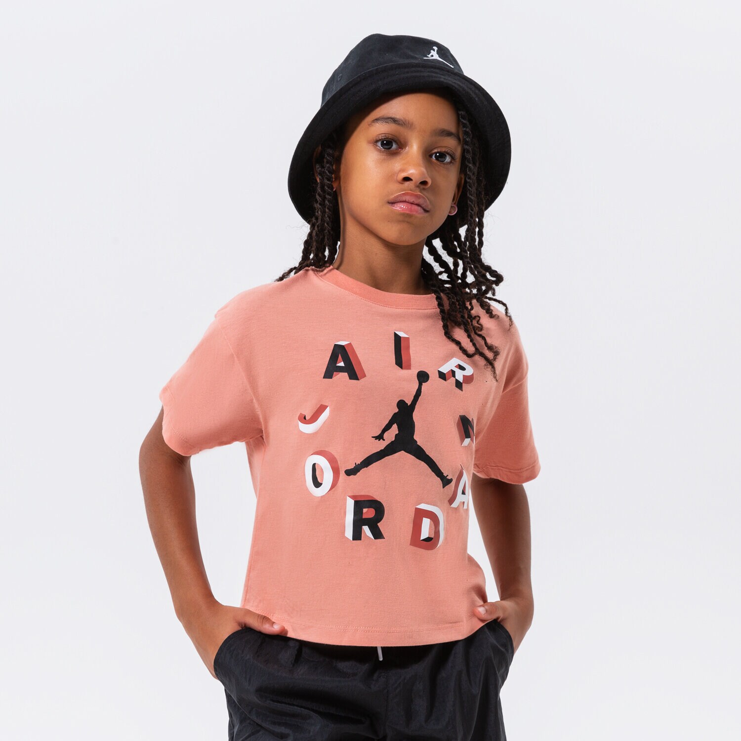 Koszulka, t-shirt dla dzieci JORDAN T-SHIRT AIR JORDAN ROUND UP TEE GIRL 45B536-R1O RÓŻOWY