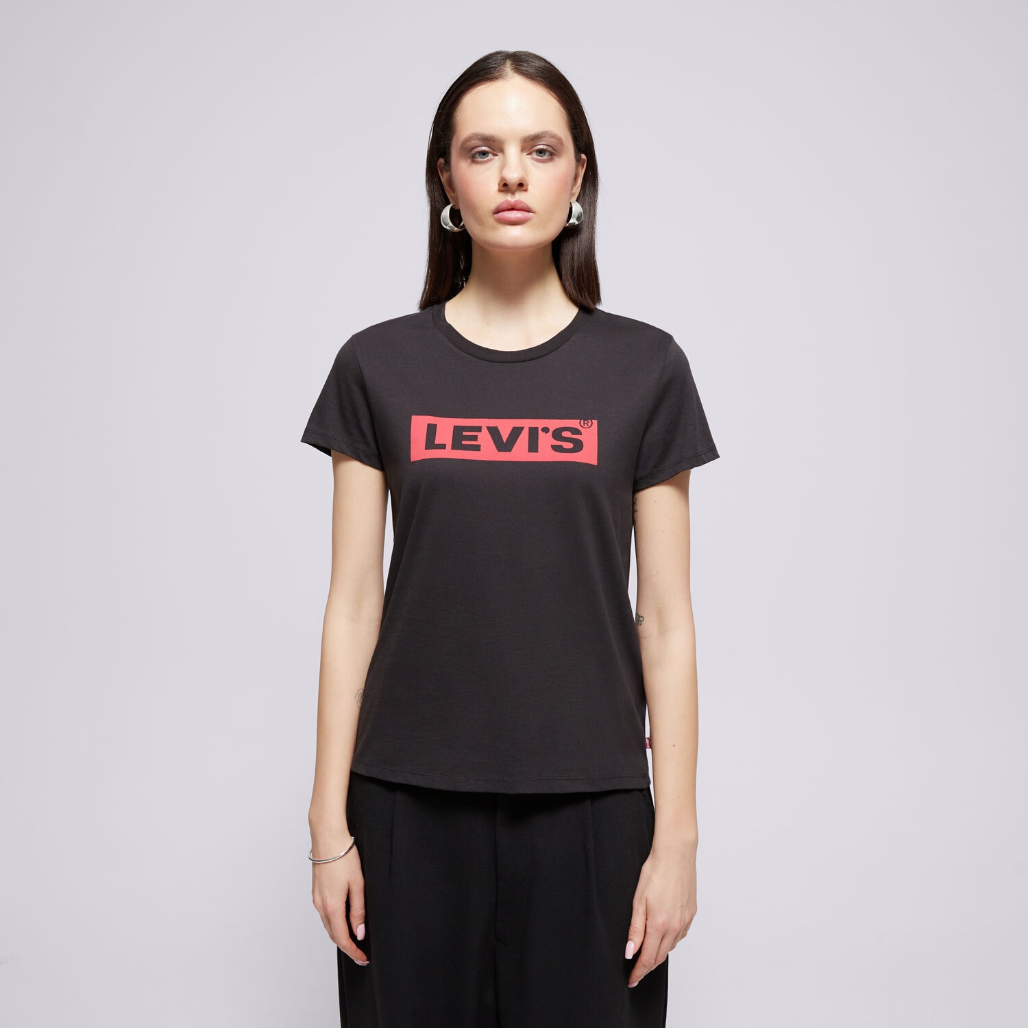 Koszulka, t-shirt damski LEVI'S T-SHIRT THE PERFECT TEE 17369-1506 CZARNY