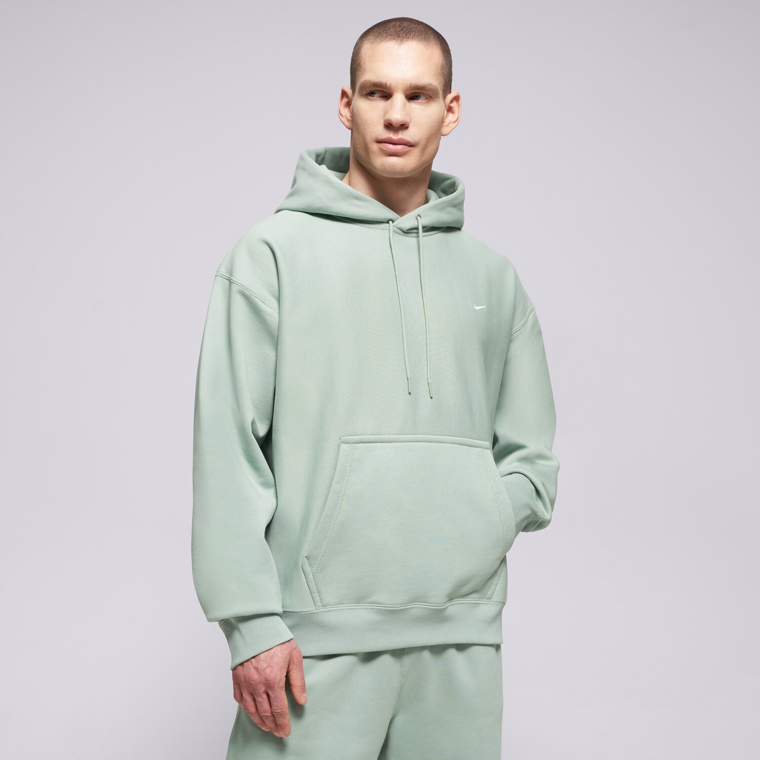 Bluza męska NIKE BLUZA Z KAPTUREM M NL SOLO SWSH BB PO HOODIE HV1082-006 ZIELONY
