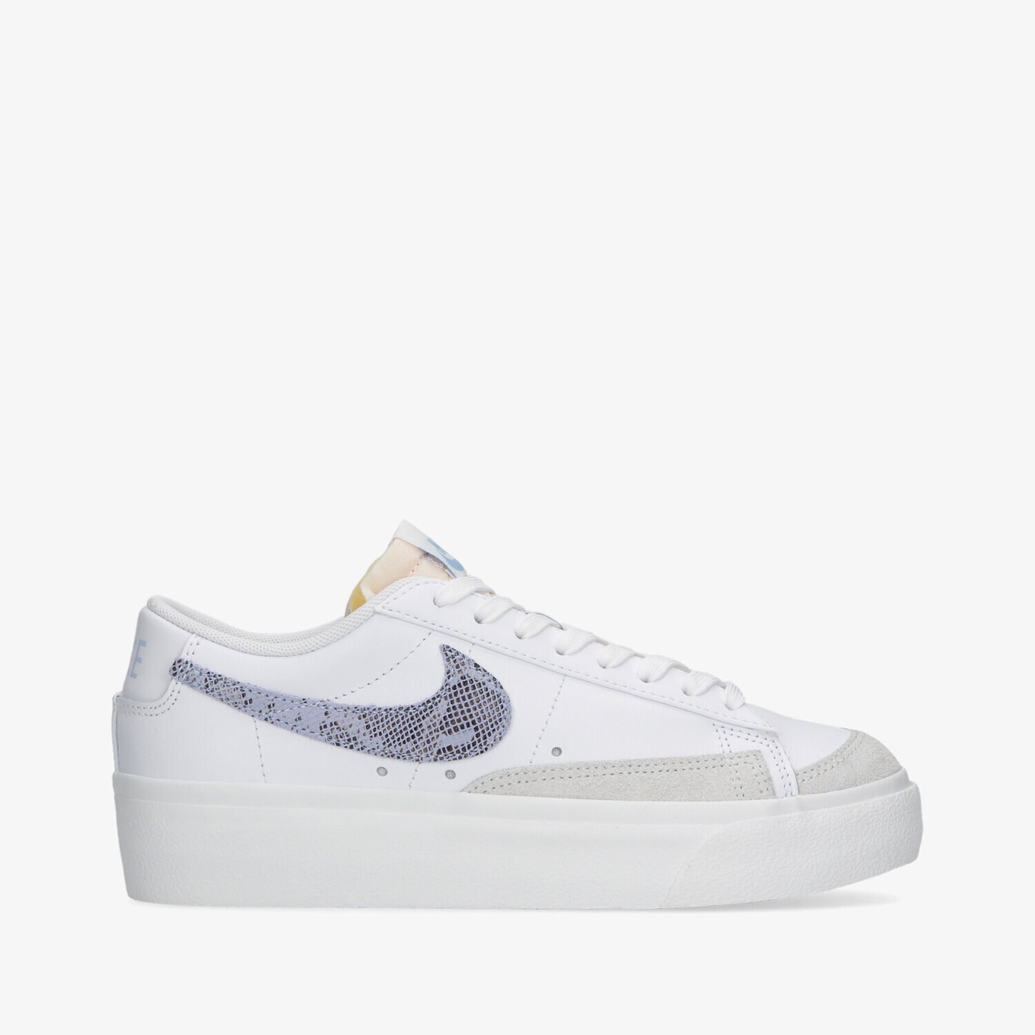Buty sneakersy damskie NIKE WMNS BLAZER LW PLATFORM DV6978-100 BIAŁY