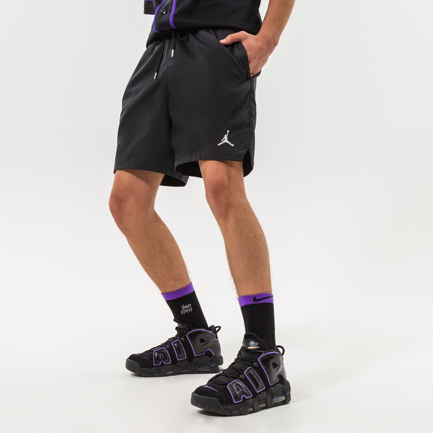 Krótkie spodenki, szorty męskie JORDAN SZORTY M J ESS POOLSIDE SHORT DM1371-010 CZARNY
