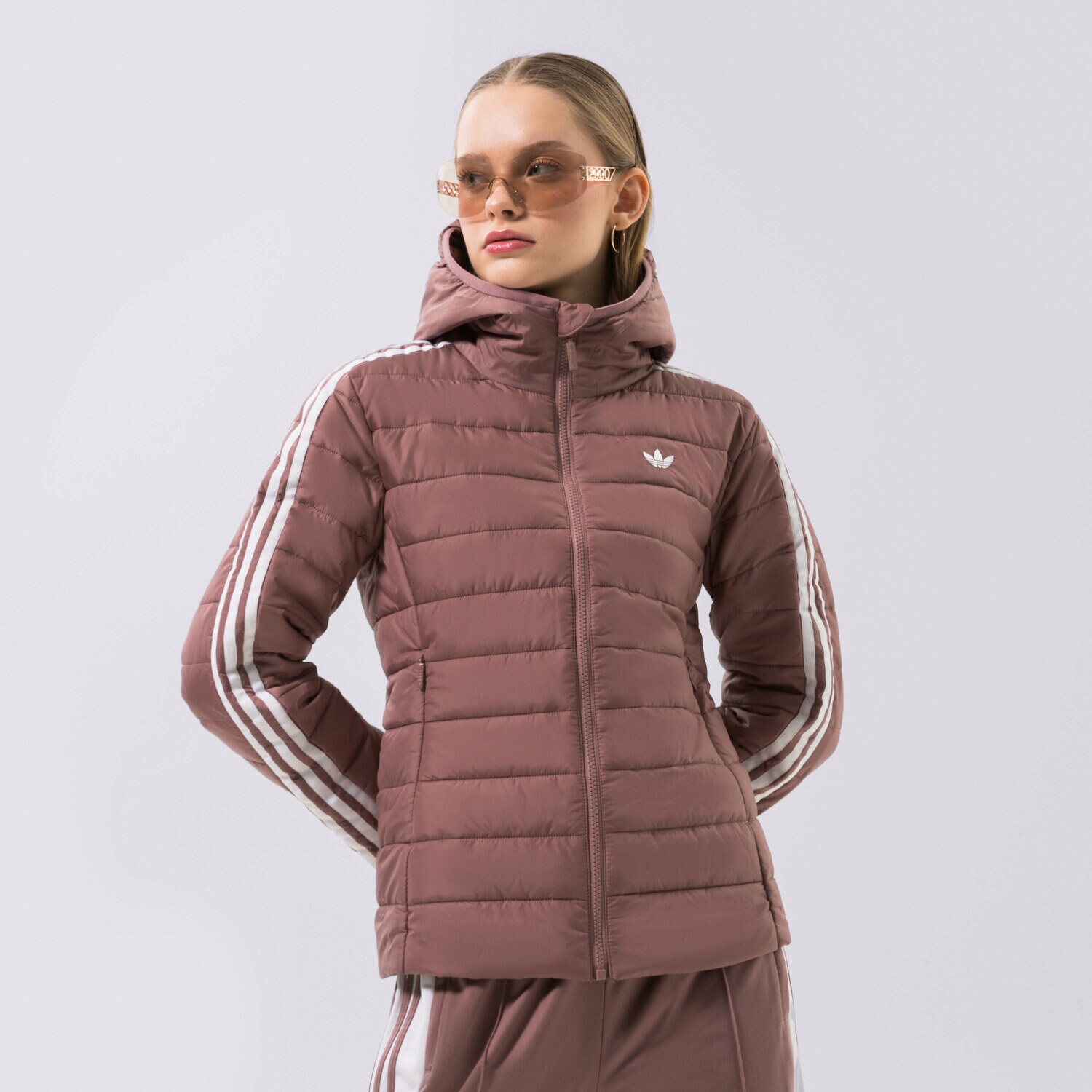 Kurtka zimowa damska ADIDAS KURTKA SLIM JACKET HK5250 BRĄZOWY