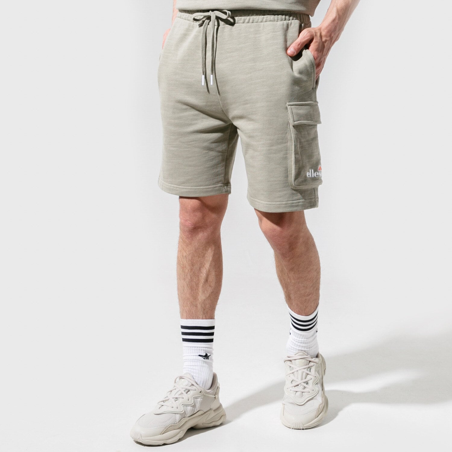 Krótkie spodenki, szorty męskie ELLESSE SZORTY BASTA SHORT KHA SHJ11947506 KHAKI