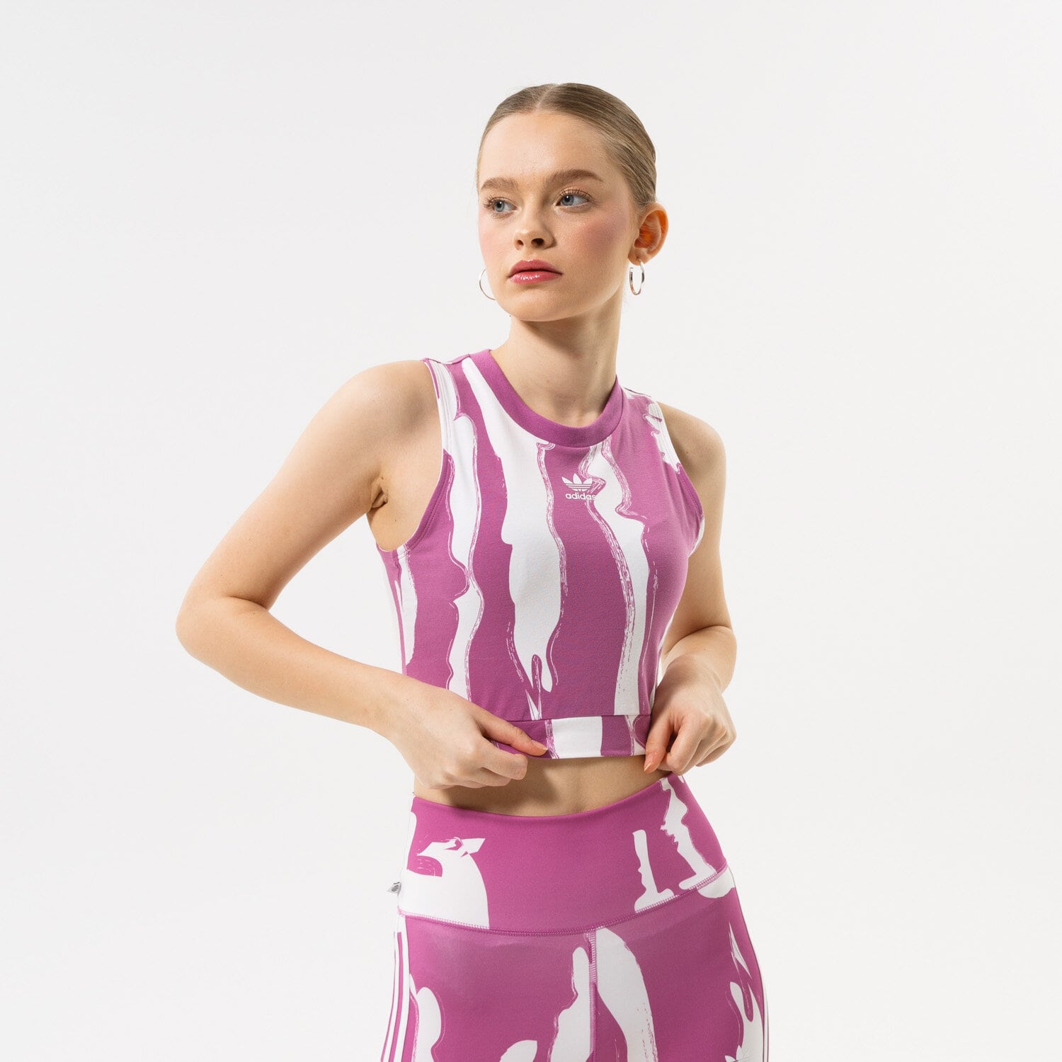 Koszulka, t-shirt damski ADIDAS TOP HK5201 FIOLETOWY