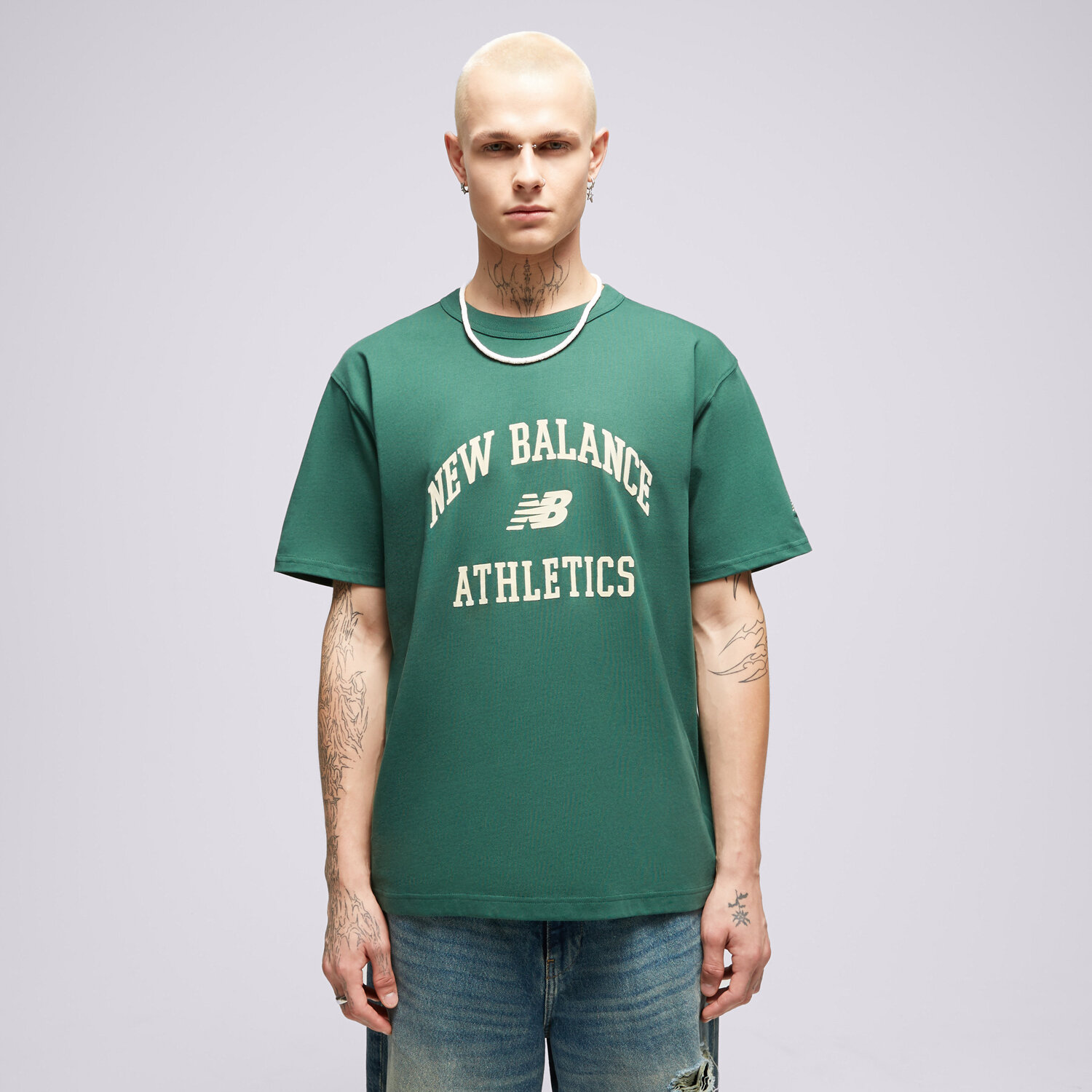 Koszulka, t-shirt sportowy męski NEW BALANCE T-SHIRT NB ATHLETICS VARSITY TEE MT33551NWG MULTICOLOR
