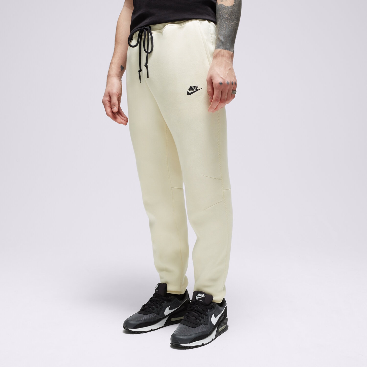 Spodnie sportowe męskie NIKE SPODNIE TECH FLEECE FB8002-113 BEŻOWY