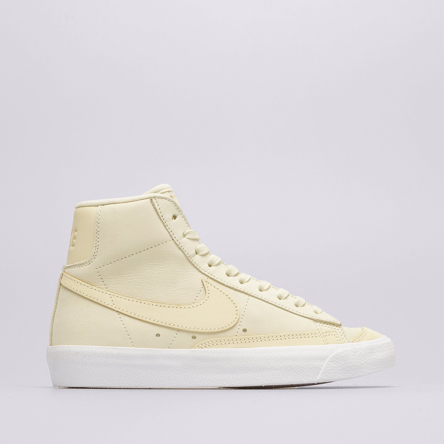 Buty sneakersy damskie NIKE BLAZER MID '77 LX DQ7572-700 ŻÓŁTY