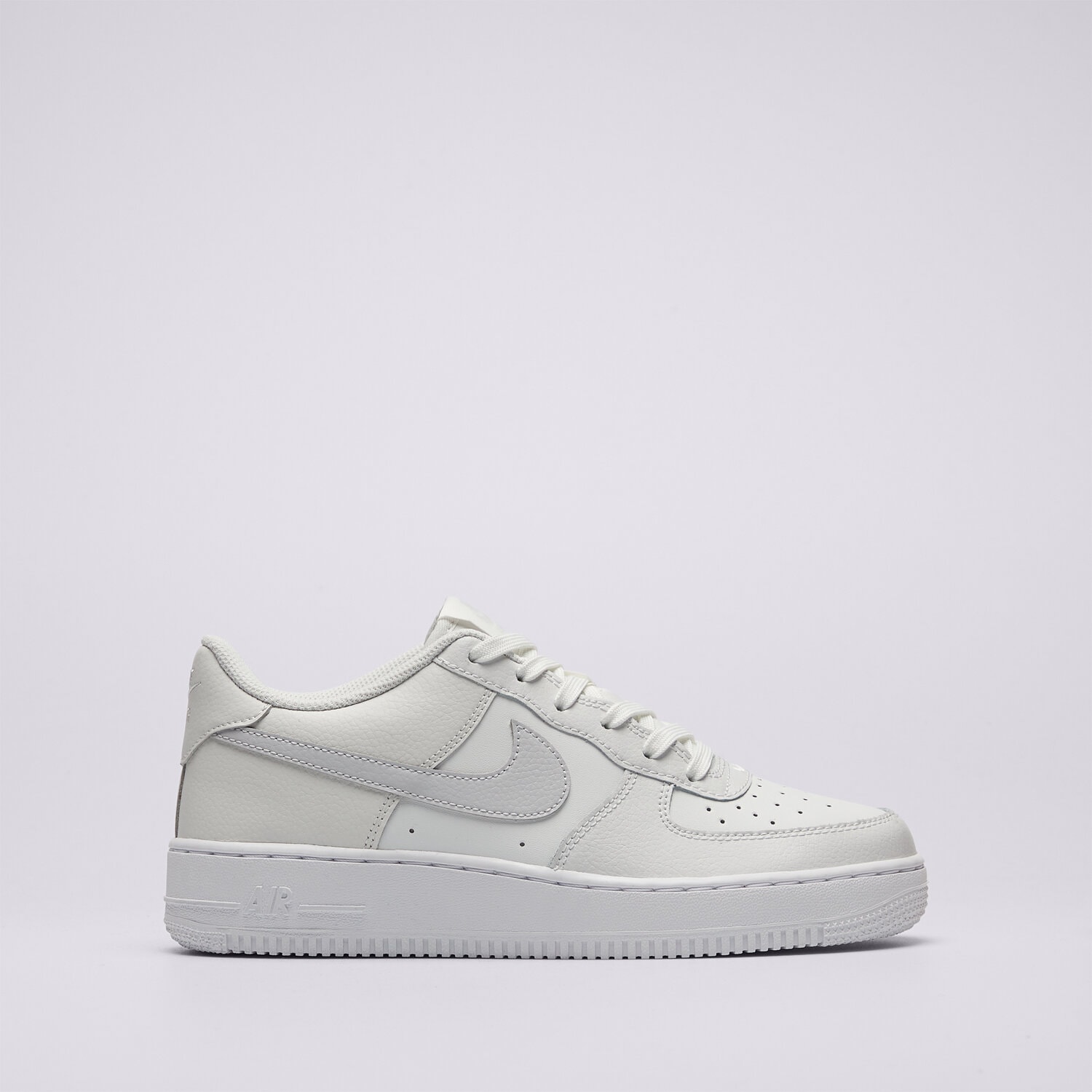 Buty sneakersy dla dzieci NIKE AIR FORCE 1 ESS+ BG IO7958-101 BEŻOWY