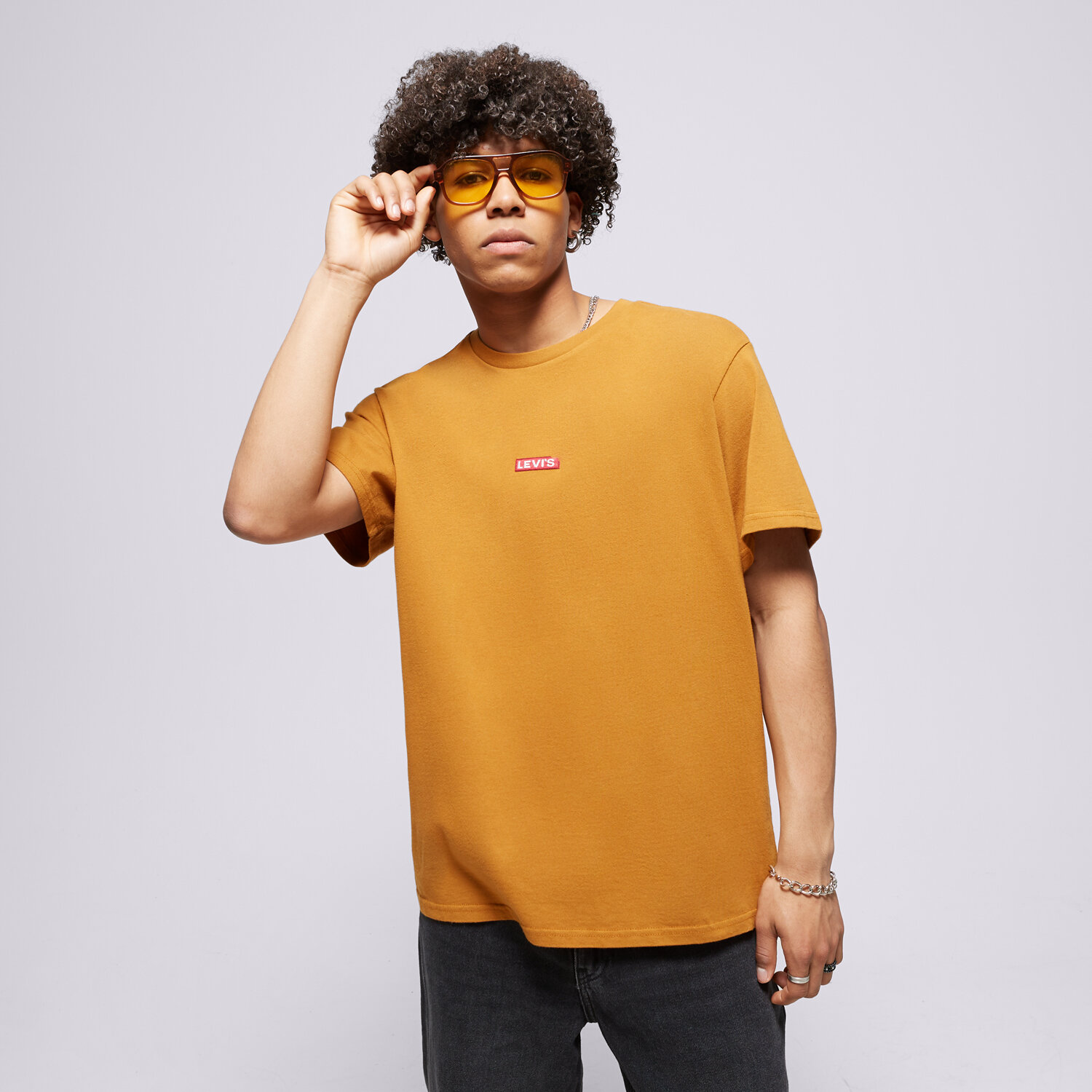 Koszulka, t-shirt sportowy męski LEVI'S T-SHIRT SS RELAXED BABY TAB T 795540018 BRĄZOWY
