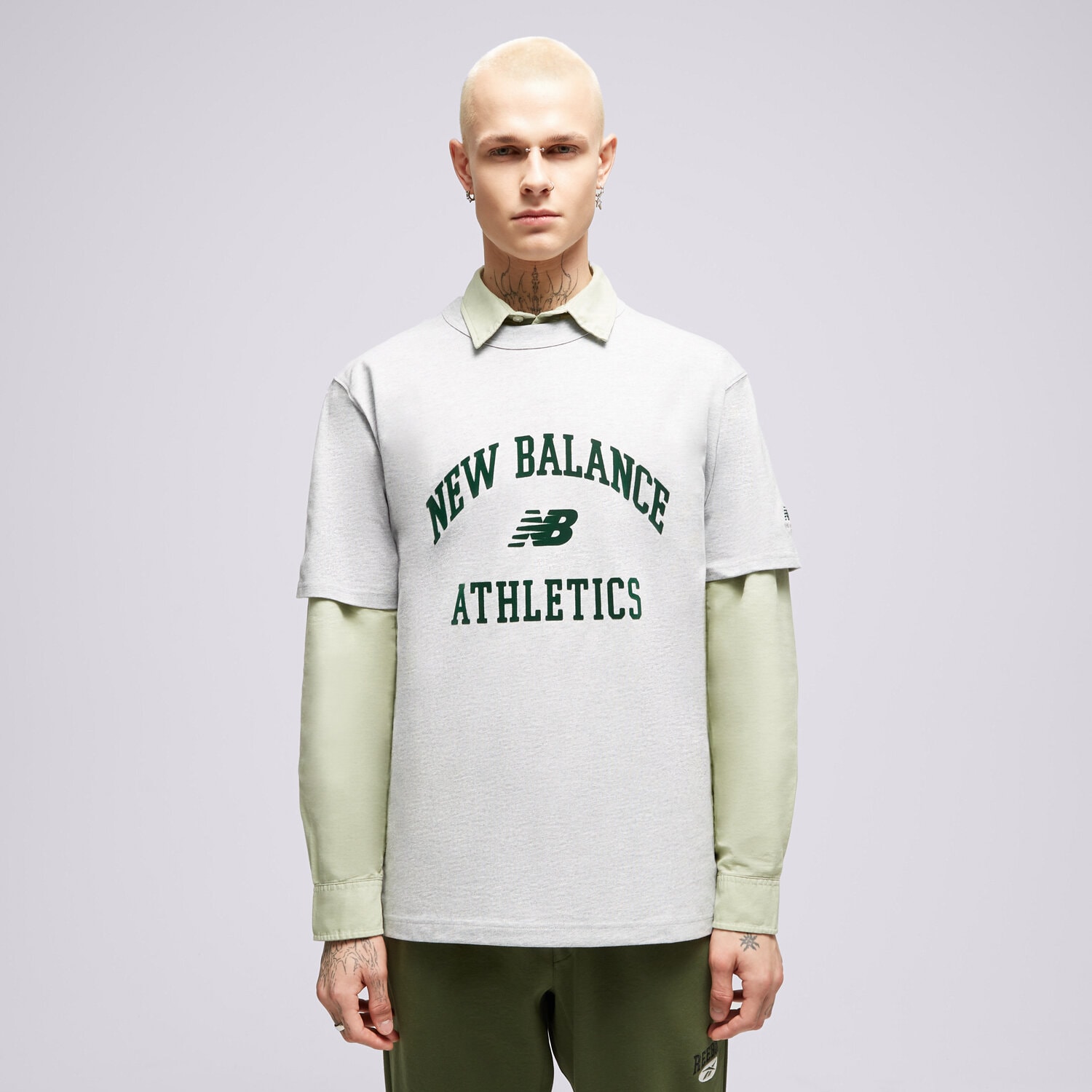 Koszulka, t-shirt sportowy męski NEW BALANCE T-SHIRT NB ATHLETICS VARSITY TEE MT33551AG MULTICOLOR