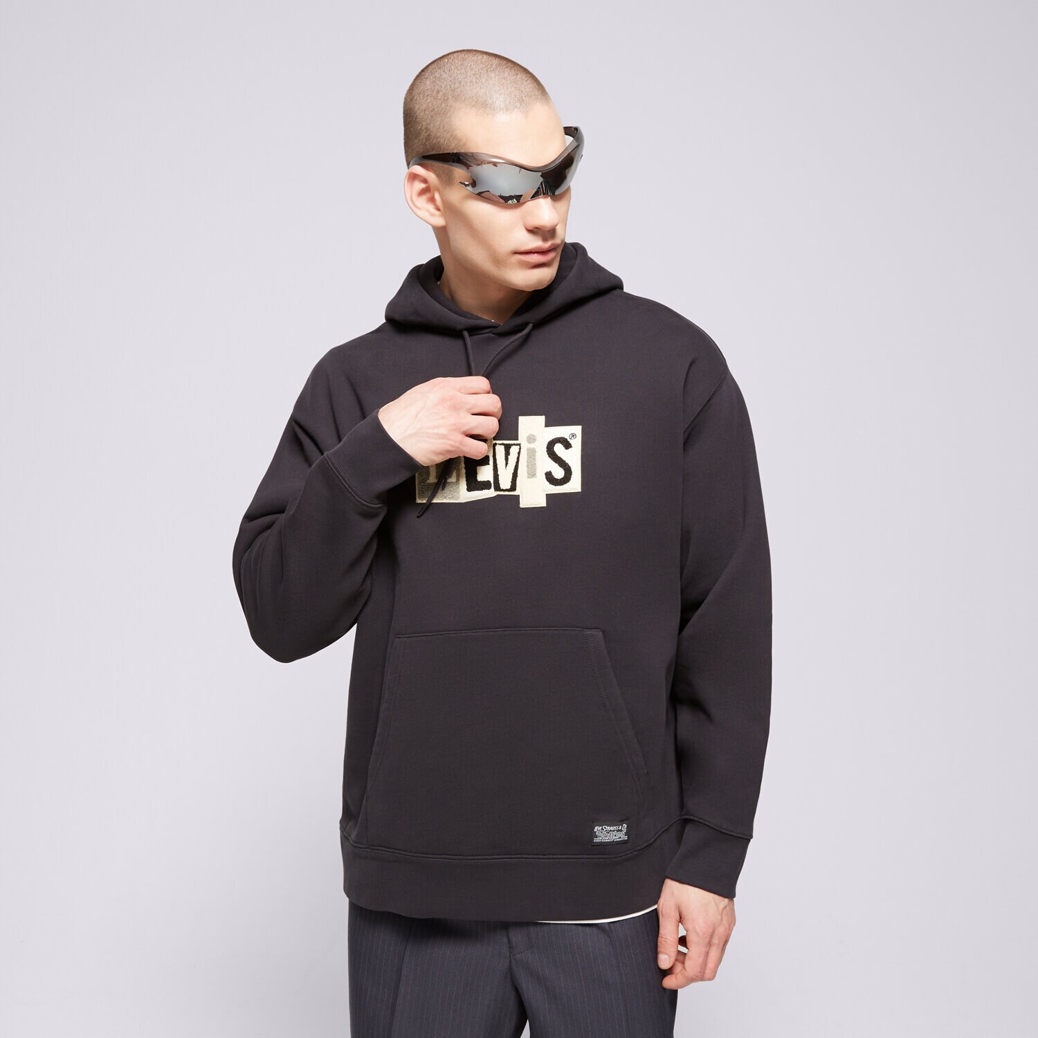 Bluza męska LEVI'S BLUZA Z KAPTUREM SKATE HOODED SWEATSHIRT A1008-0011 CZARNY