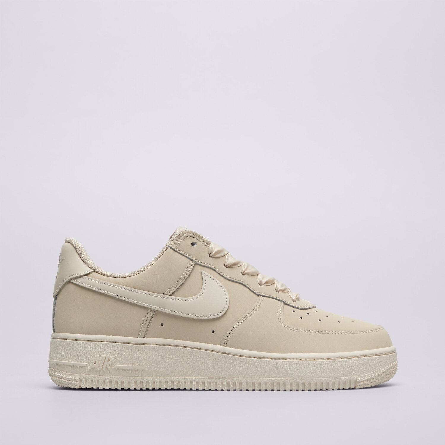 Buty sneakersy damskie NIKE W AIR FORCE 1 RETRO PRM SE IR0871-100 BEŻOWY