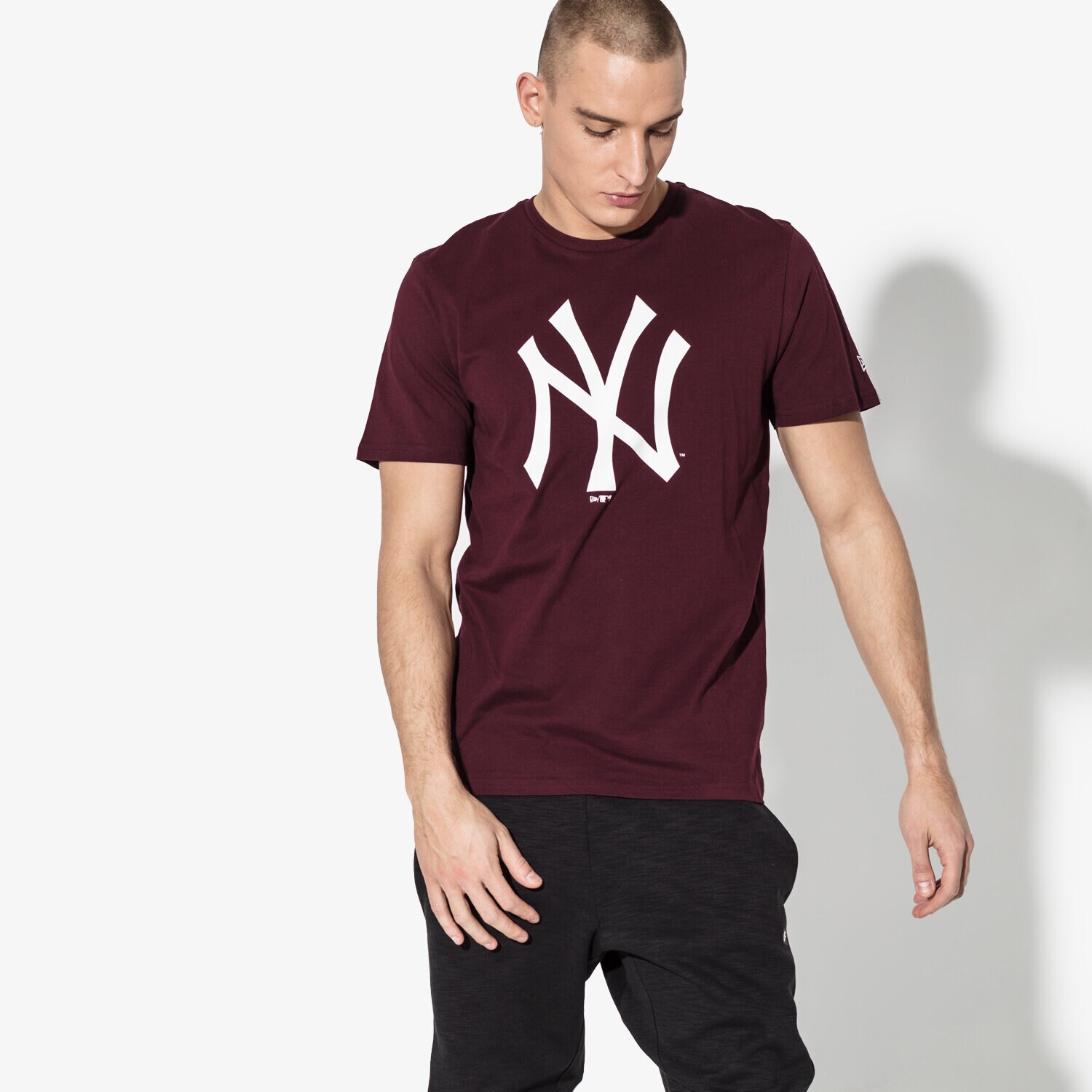 Koszulka, t-shirt sportowy męski NEW ERA T-SHIRT SS MLB NYY CAR NEW YORK YANKEES MRN 11863695 BORDOWY