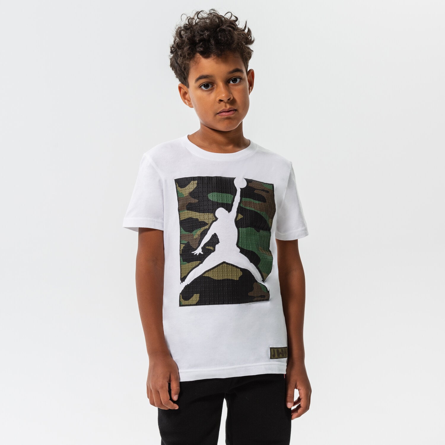 Koszulka, t-shirt dla dzieci JORDAN T-SHIRT JUMPMAN STANDARD ISSUE BOY 95B838-W1X BIAŁY