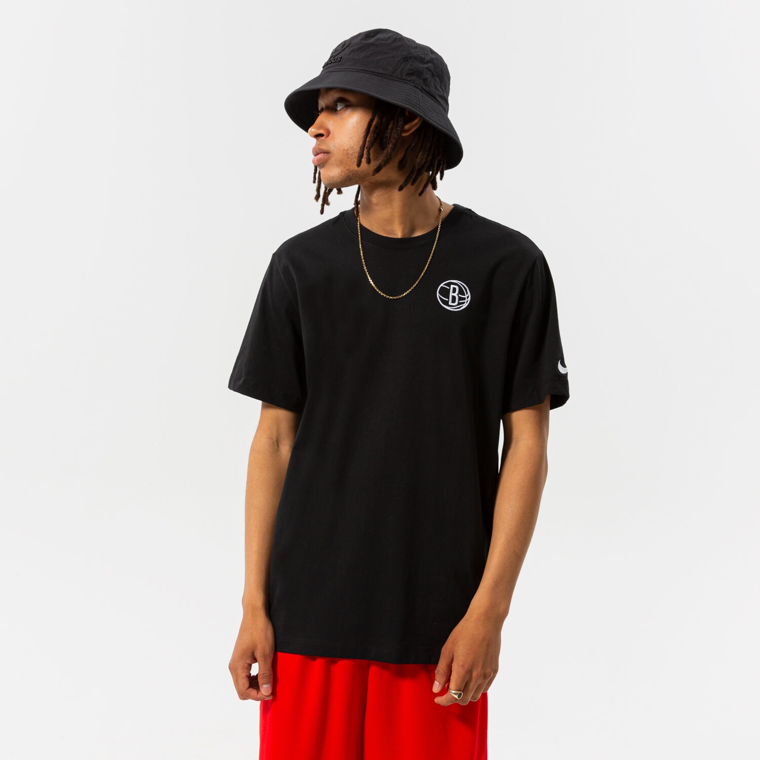Koszulka, t-shirt sportowy męski NIKE T-SHIRT BKN M NK ES CORE LGO SS TEE NBA DD6704-010 CZARNY