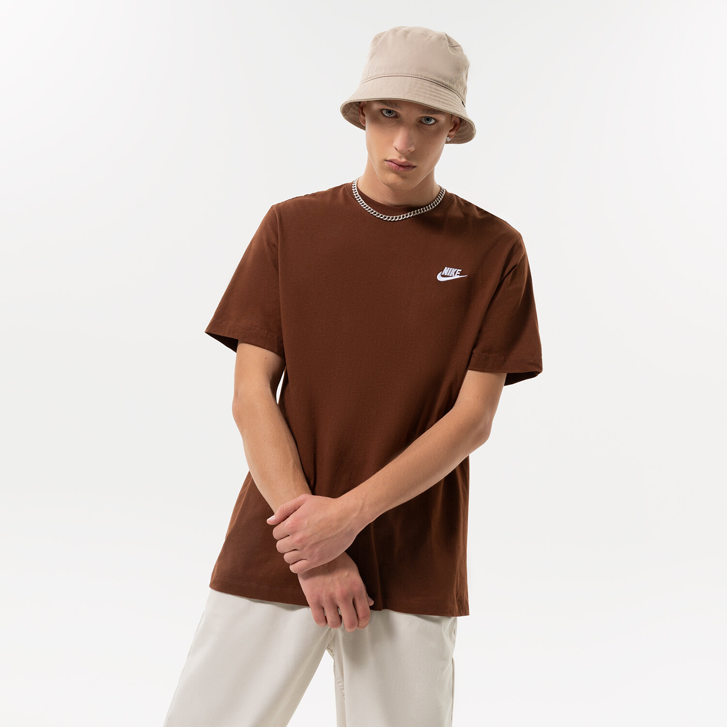 Koszulka, t-shirt sportowy męski NIKE T-SHIRT SPORTSWEAR CLUB AR4997-259 BRĄZOWY